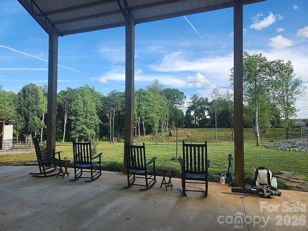 4085 Hunting Country Road Property Photo 19
