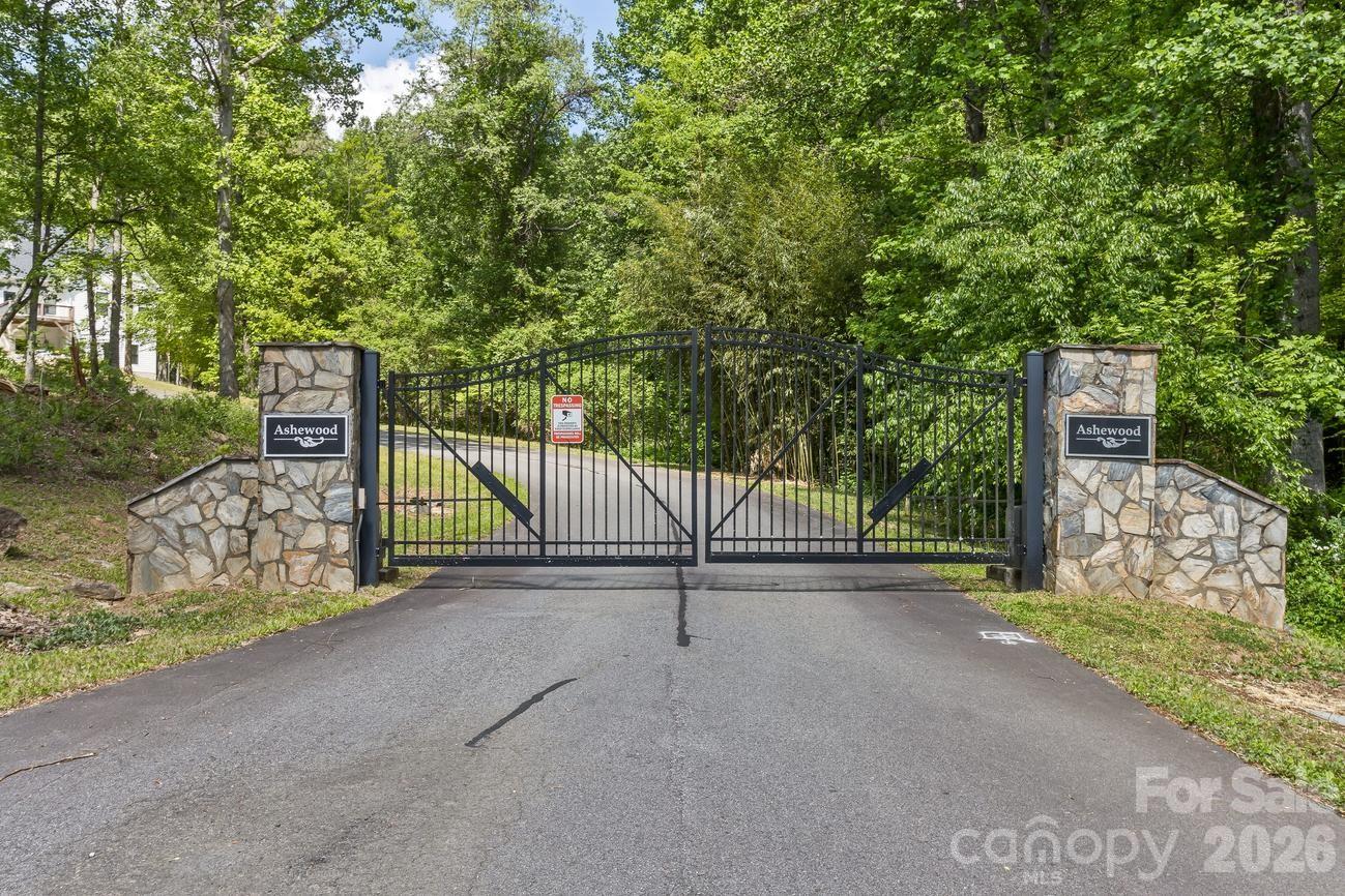 61 Bamboo Trail Property Photo 2