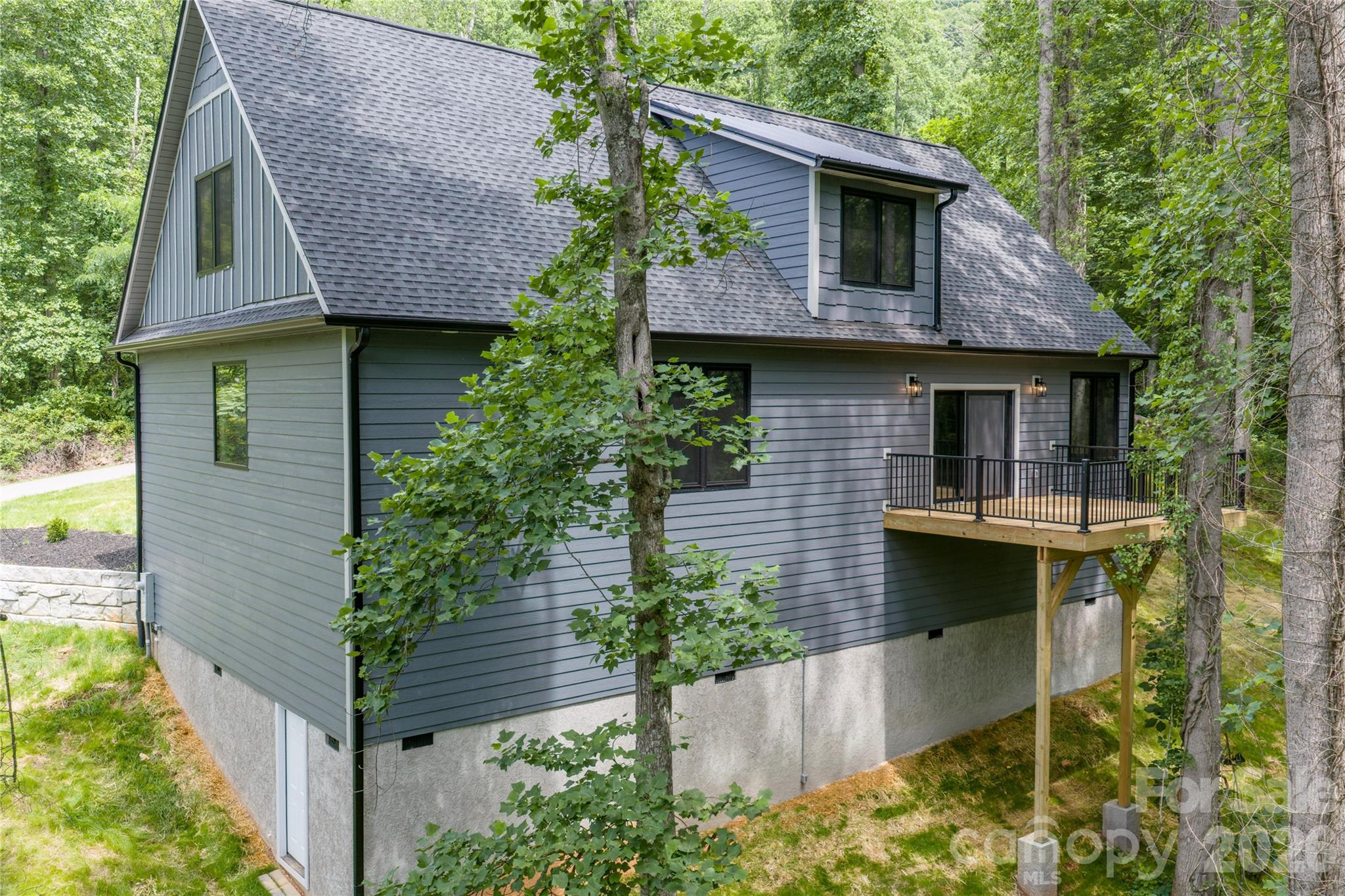 61 Bamboo Trail Property Photo 3