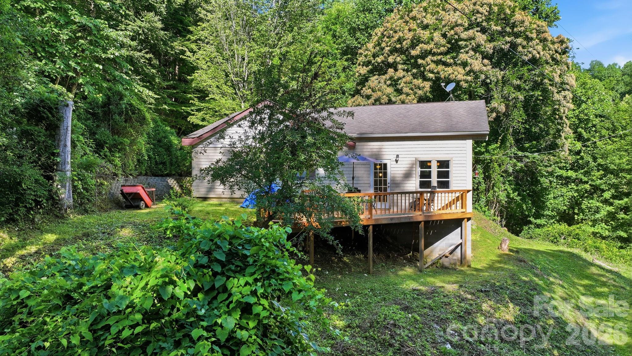 583 Dark Ridge Road Property Photo 4