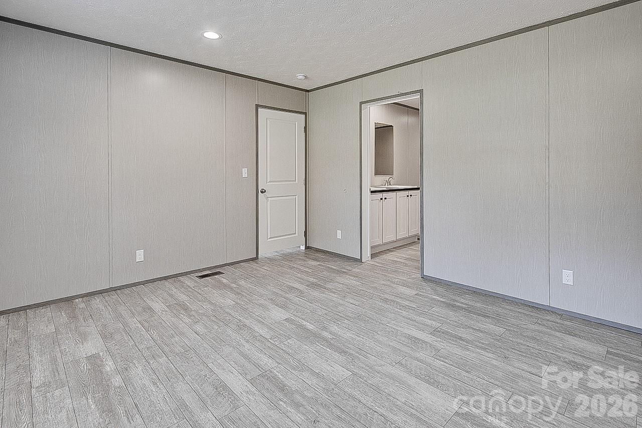 1848 Brittany Trail 116 Property Photo 25