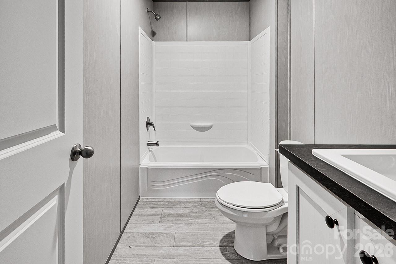 1848 Brittany Trail 116 Property Photo 40