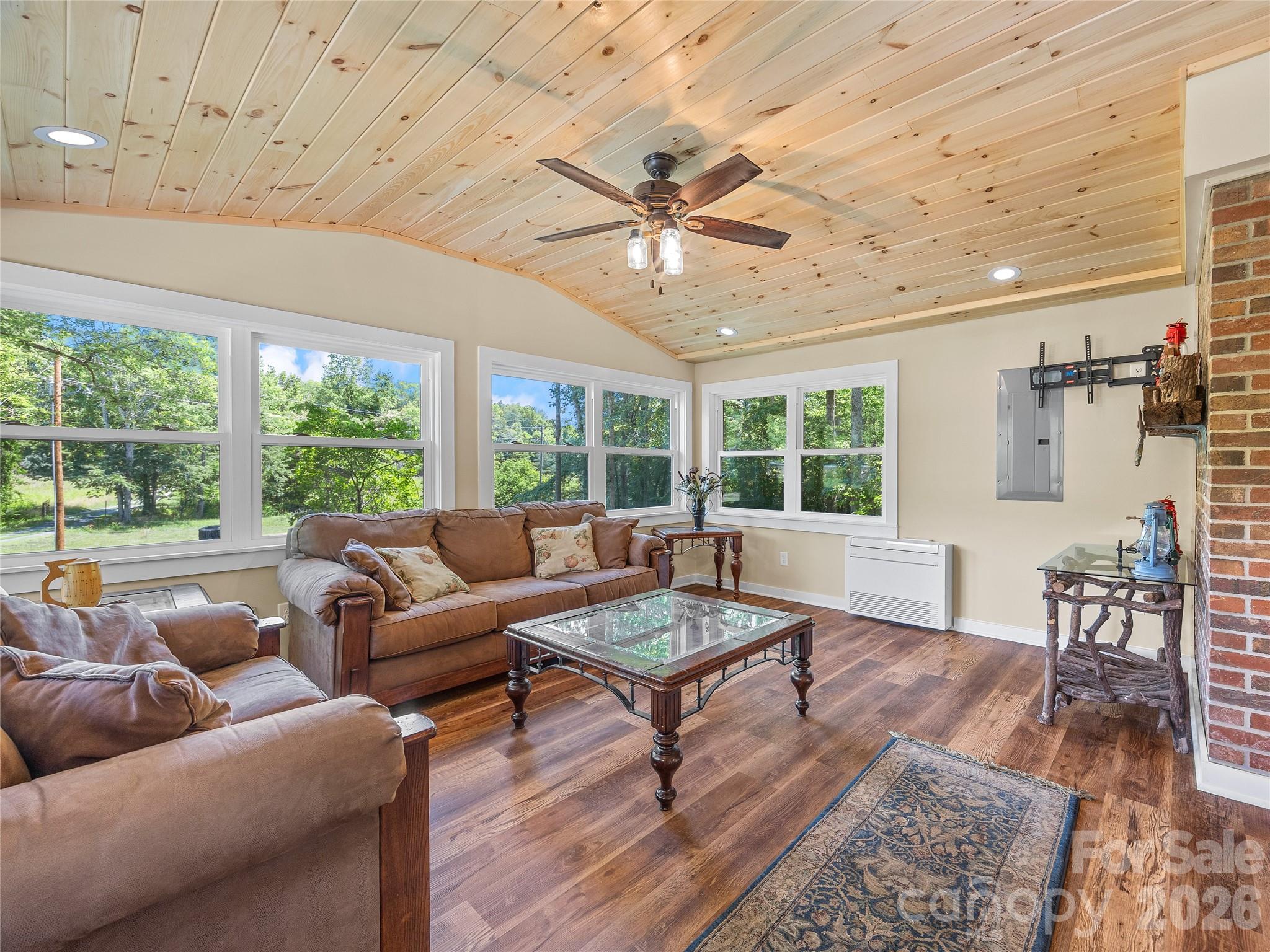563 Burgess Road Property Photo 4