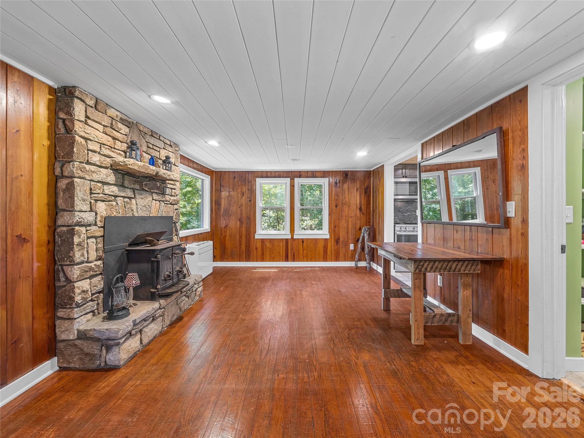 563 Burgess Road Property Photo 7