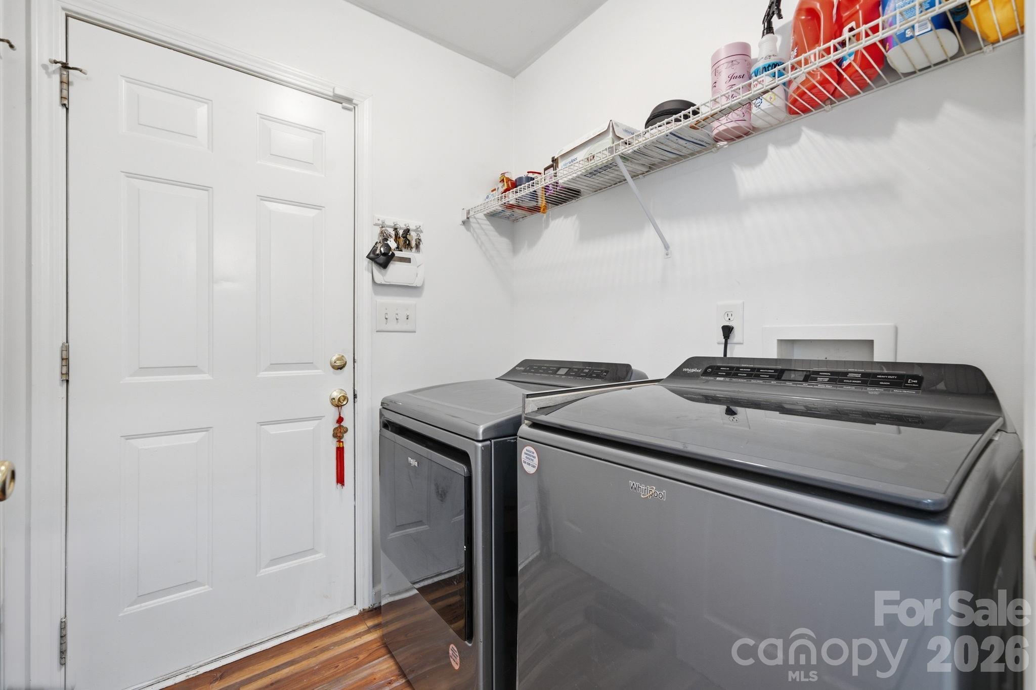 470 Fox Ridge Court Property Photo 17