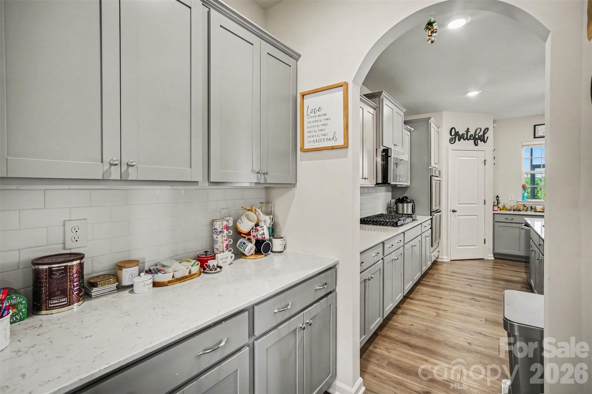 238 Kennerly Center Drive Property Photo 8
