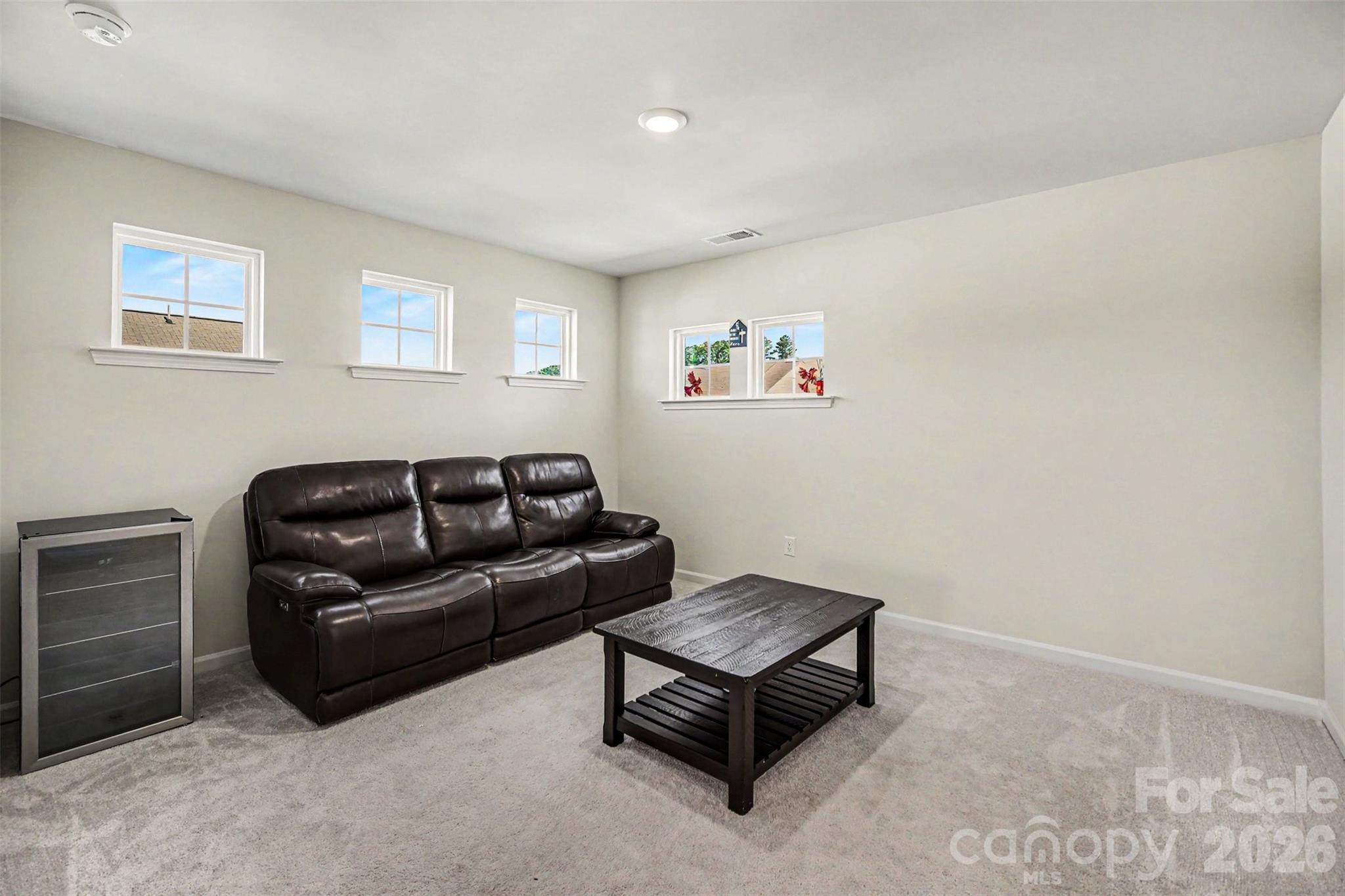 238 Kennerly Center Drive Property Photo 14