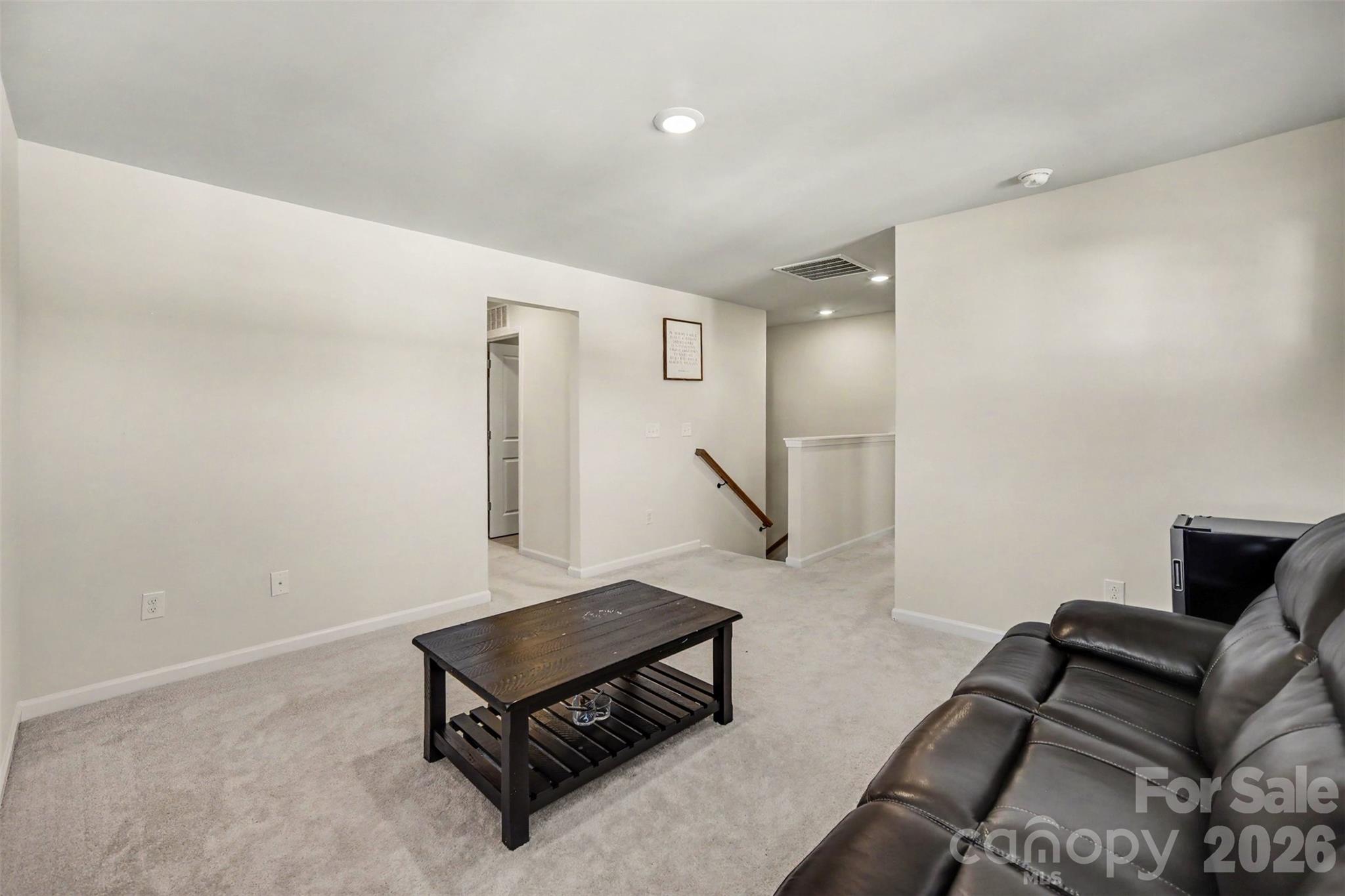 238 Kennerly Center Drive Property Photo 15
