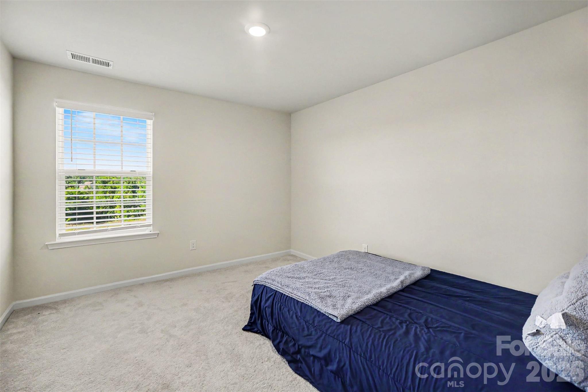 238 Kennerly Center Drive Property Photo 20