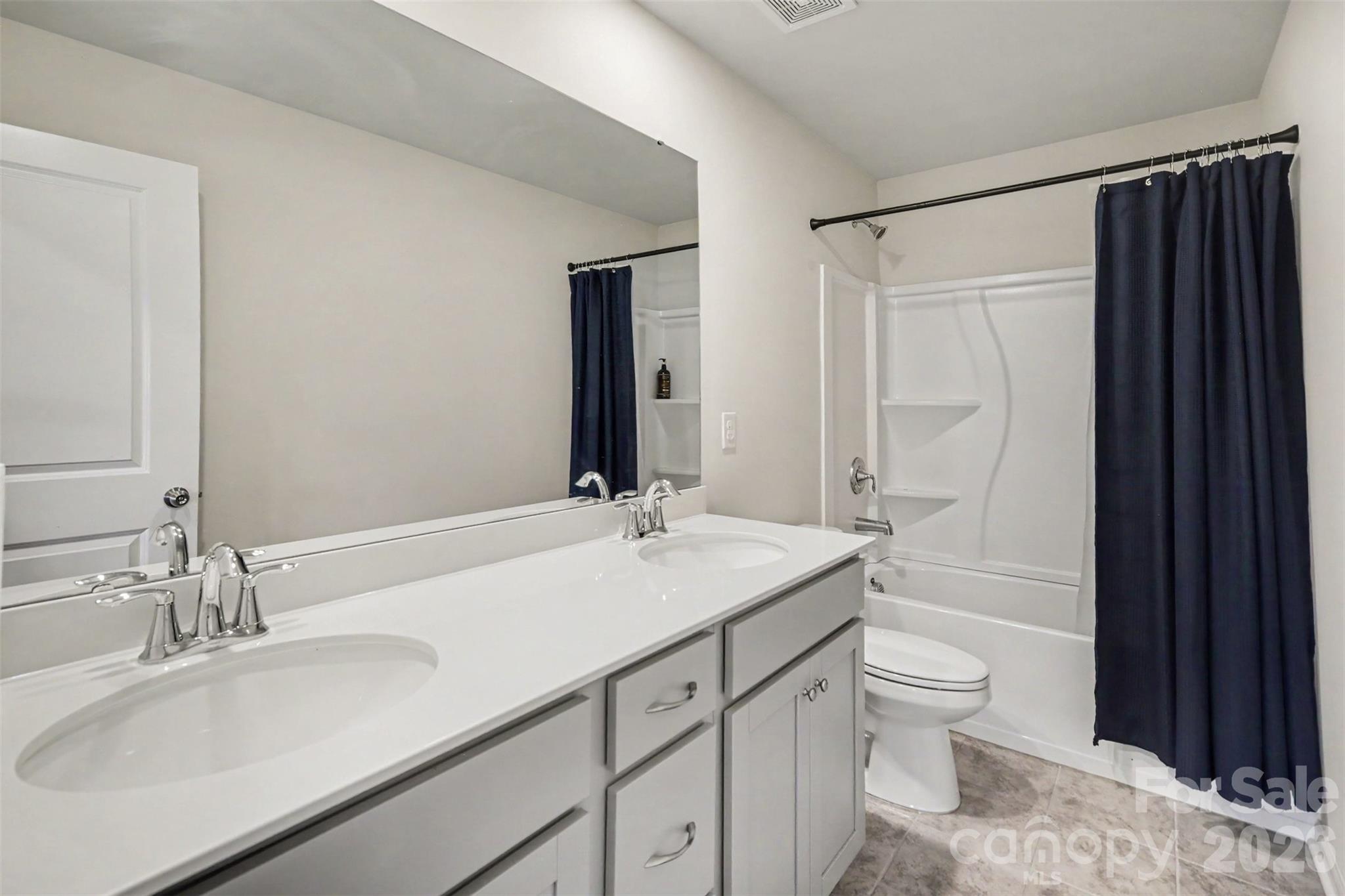 238 Kennerly Center Drive Property Photo 23