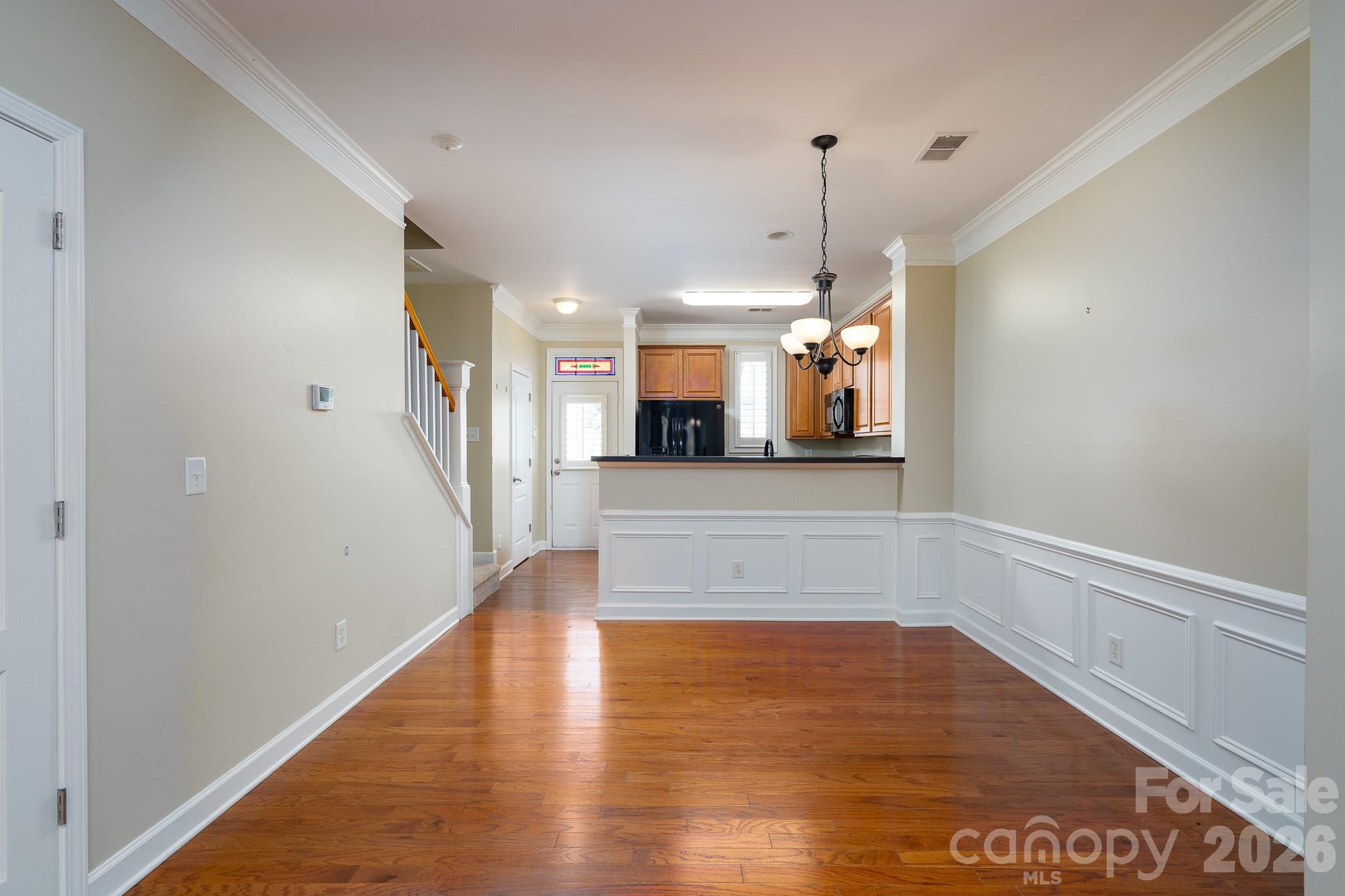 15449 Goodwood Street Property Photo 8