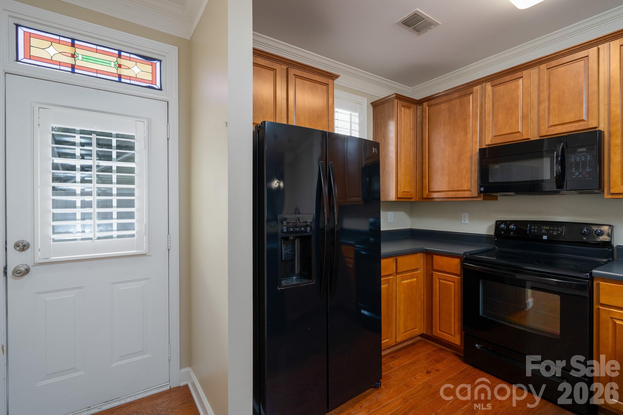 15449 Goodwood Street Property Photo 11