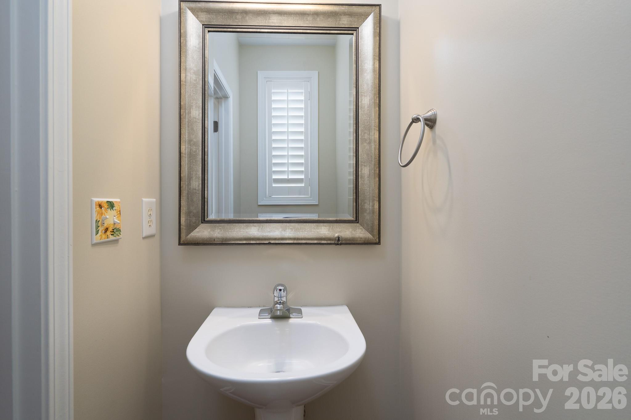 15449 Goodwood Street Property Photo 12
