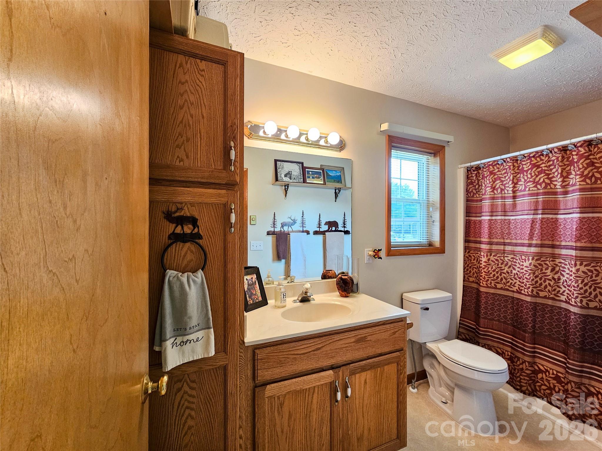 68 Strollers Lane Property Photo 6