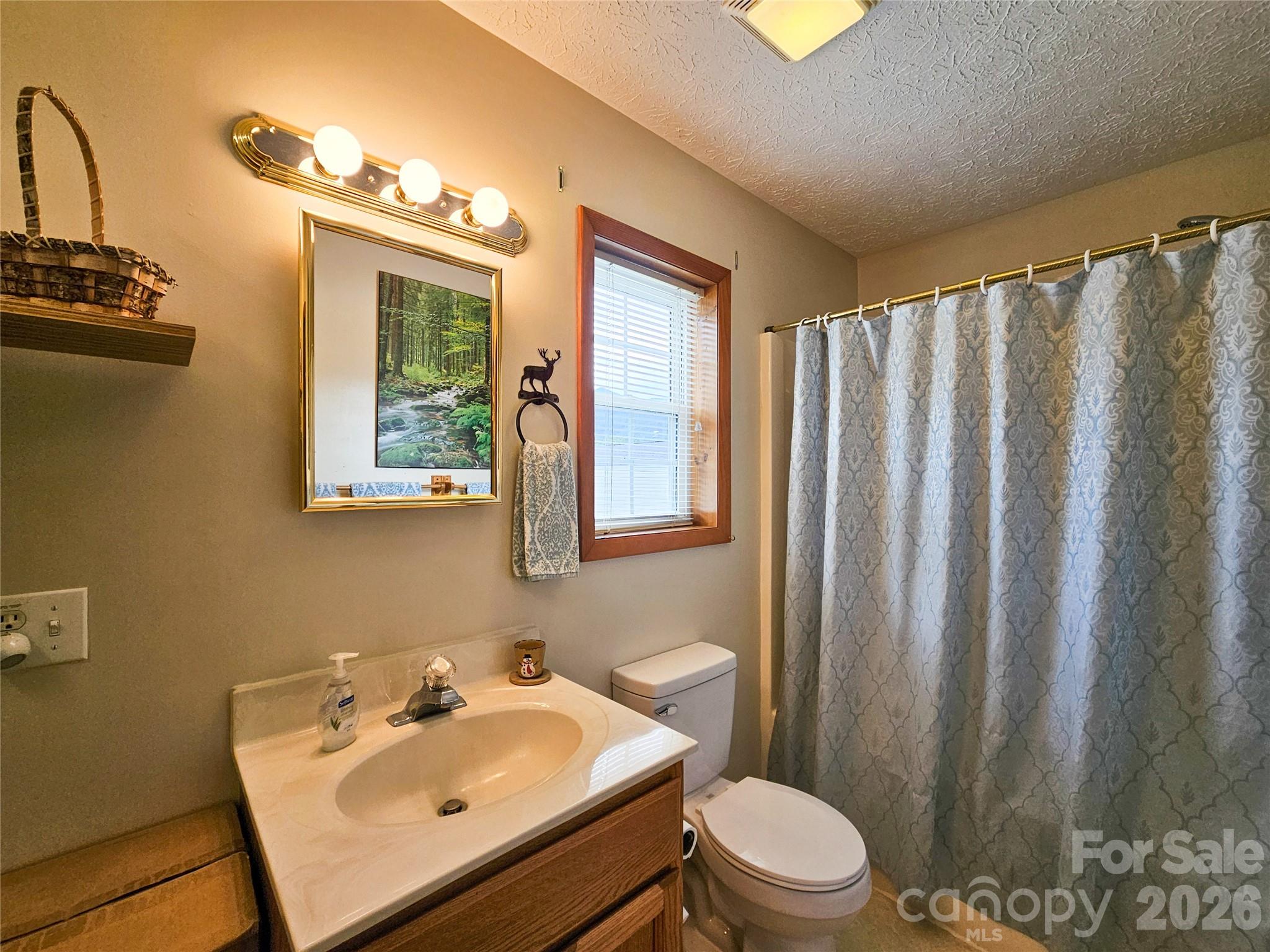 68 Strollers Lane Property Photo 10