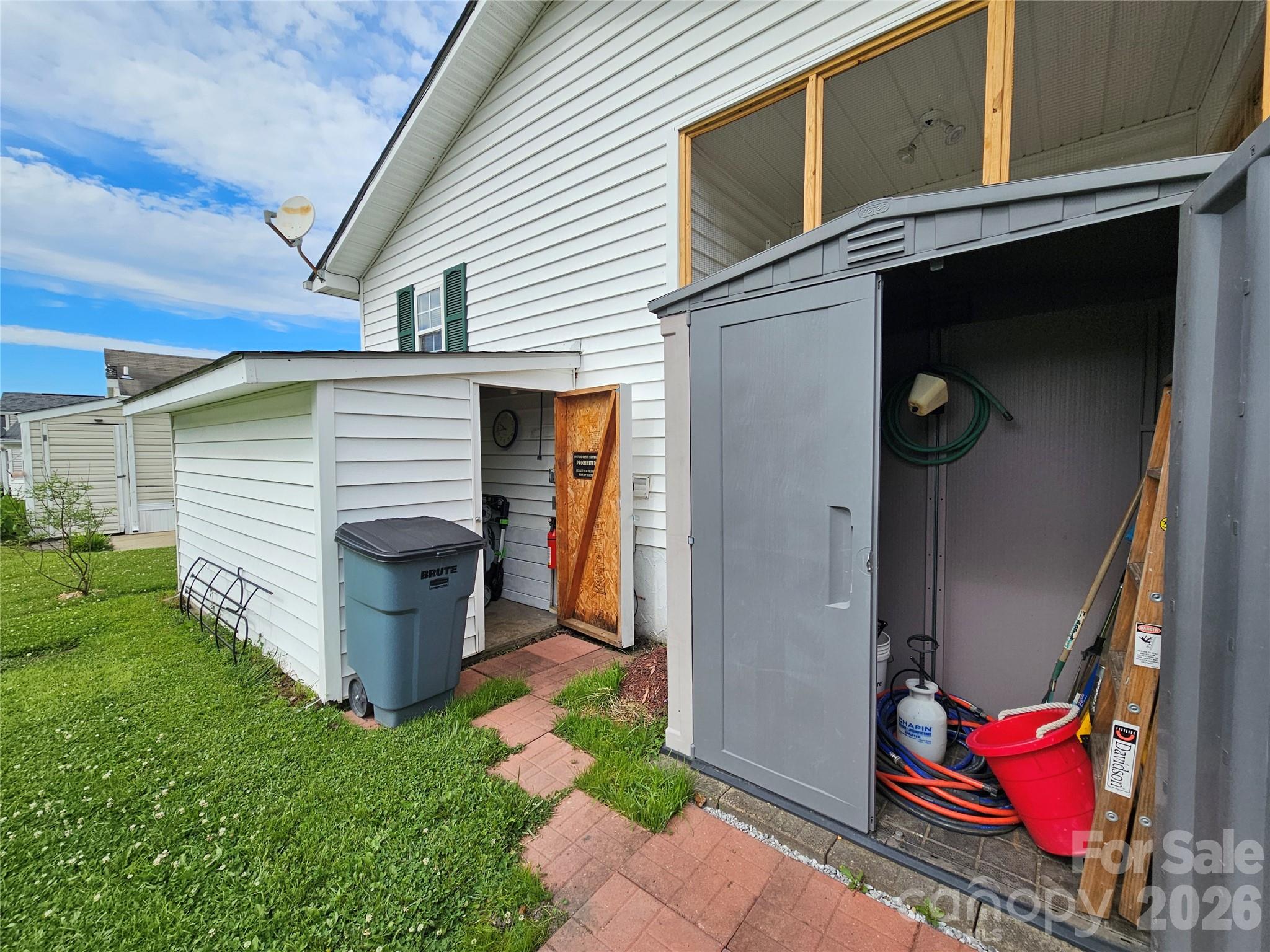 68 Strollers Lane Property Photo 18