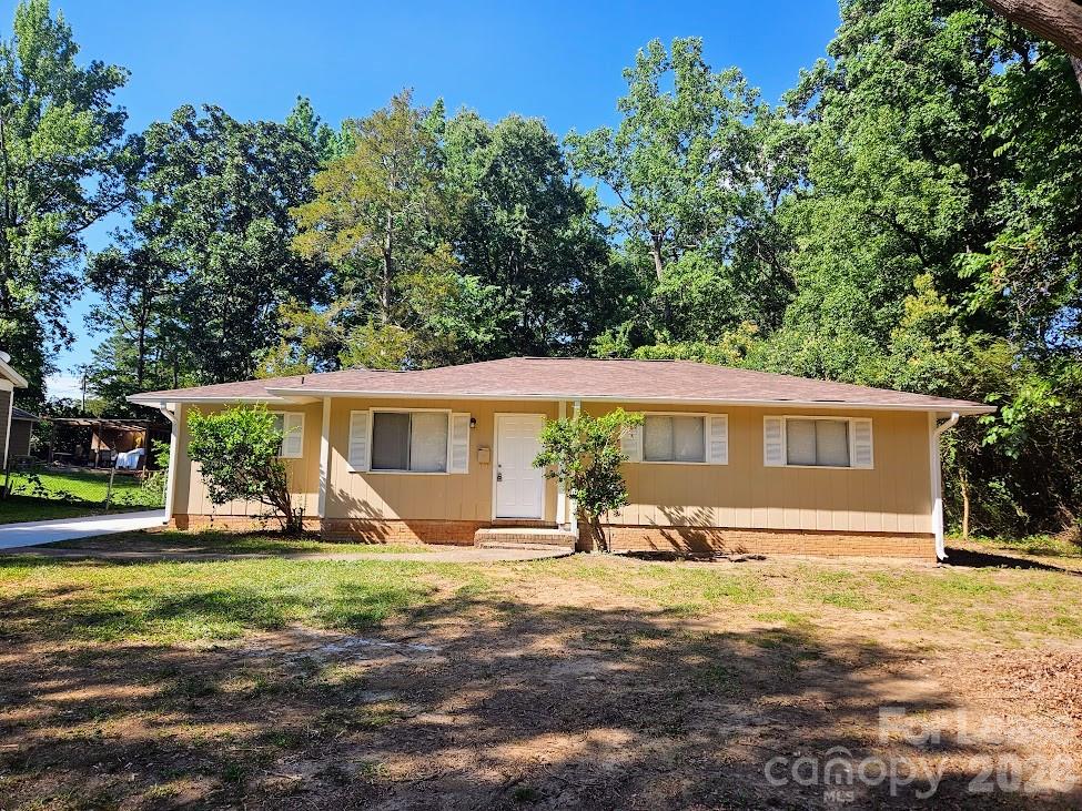 6815 Water Mill Court Property Photo 1