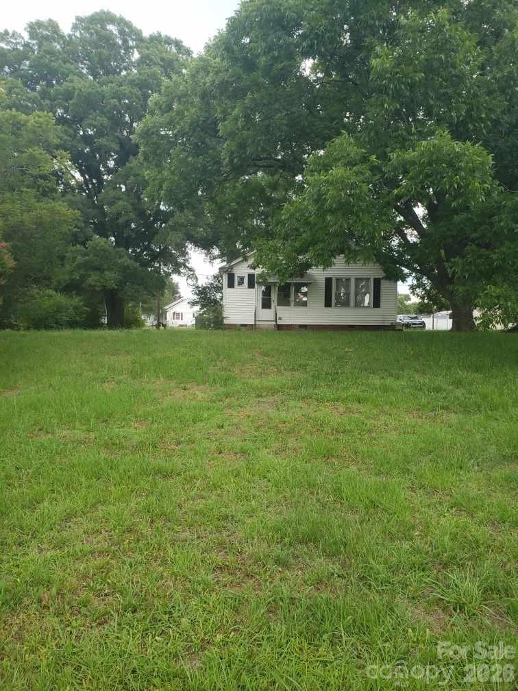 602 Mchord Street Property Photo 6