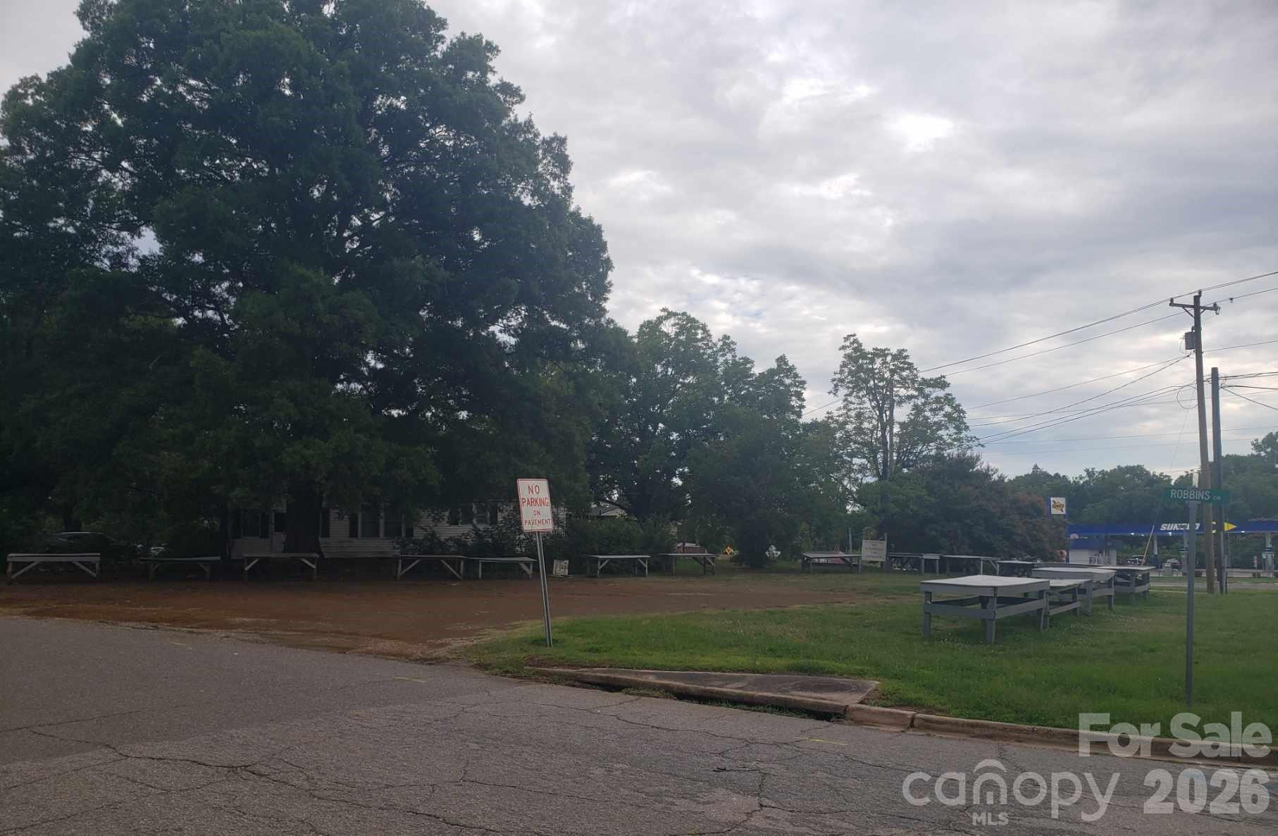 602 Mchord Street Property Photo 8