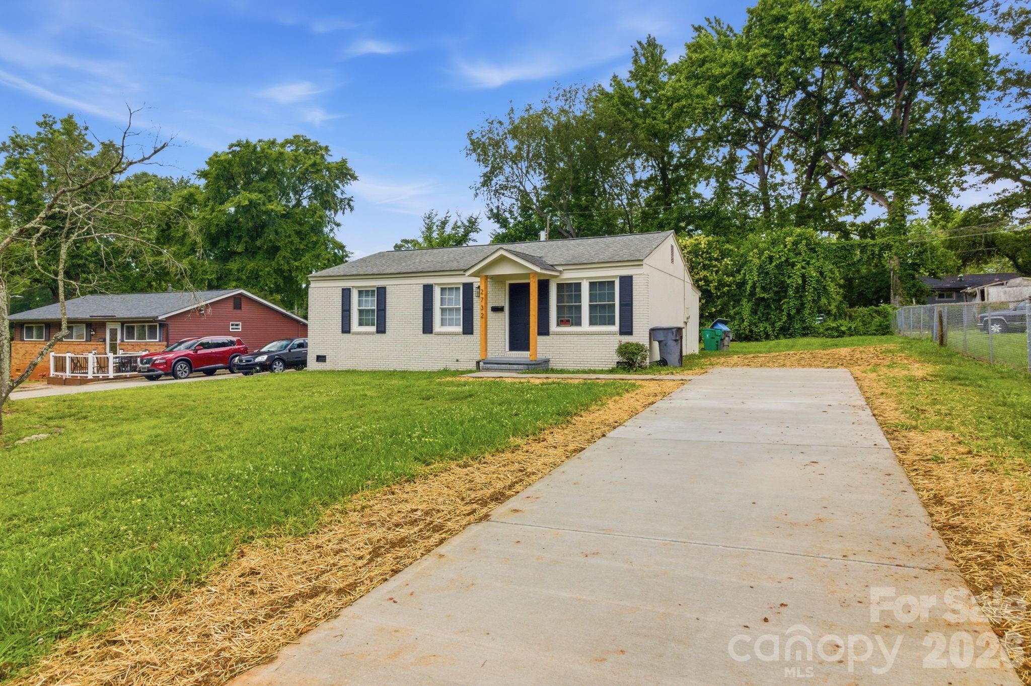 2732 Thornton Road Property Photo 1