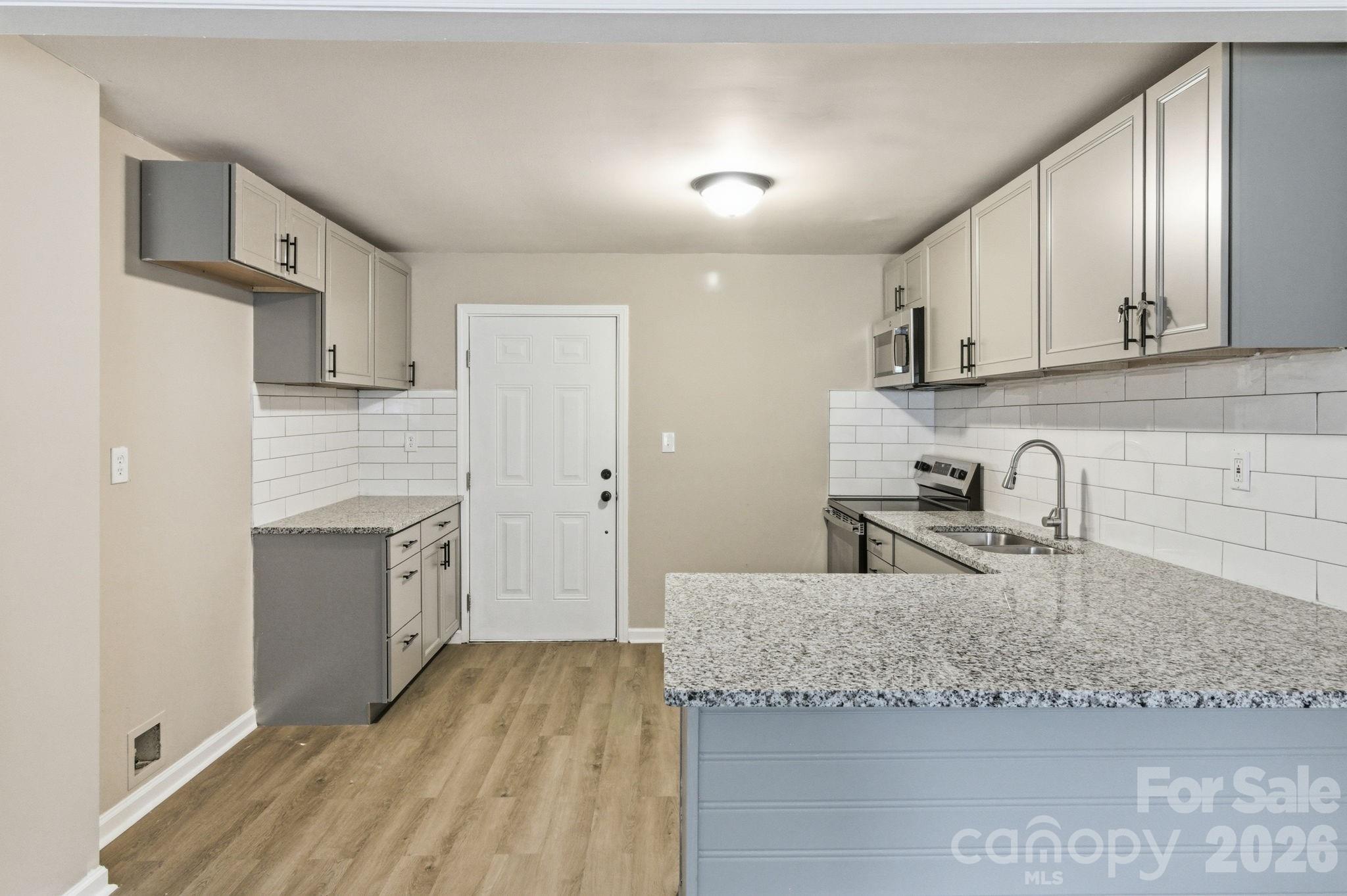 2732 Thornton Road Property Photo 4