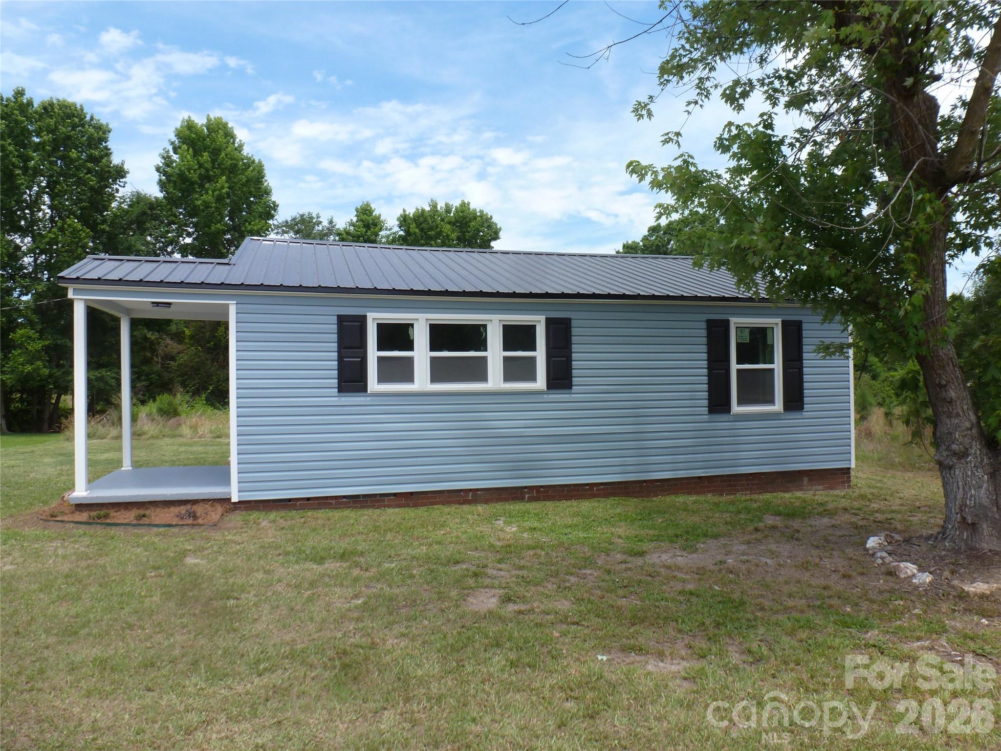 3215 Flat Creek Road Property Photo 1