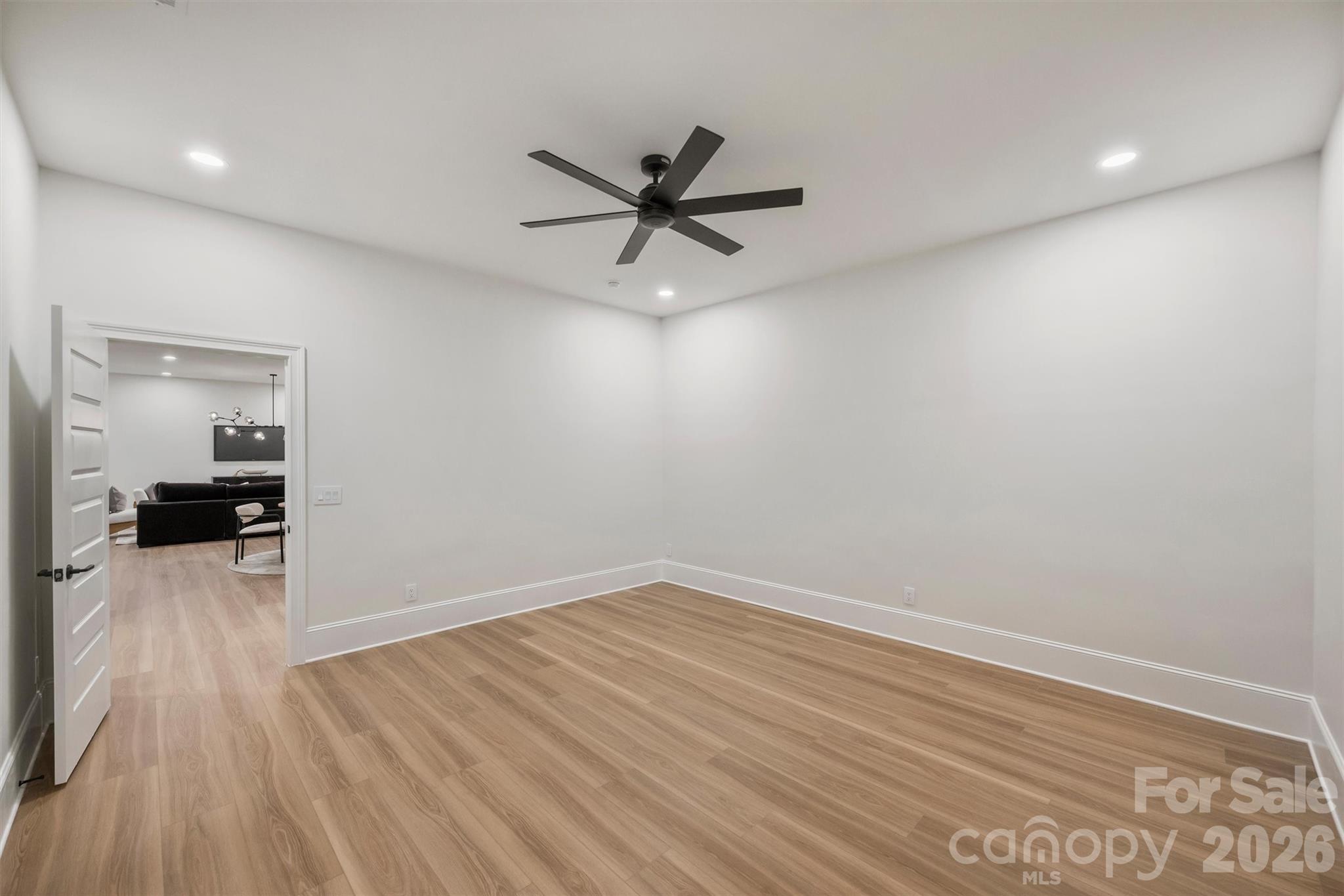 509 E Tremont Avenue Property Photo 41