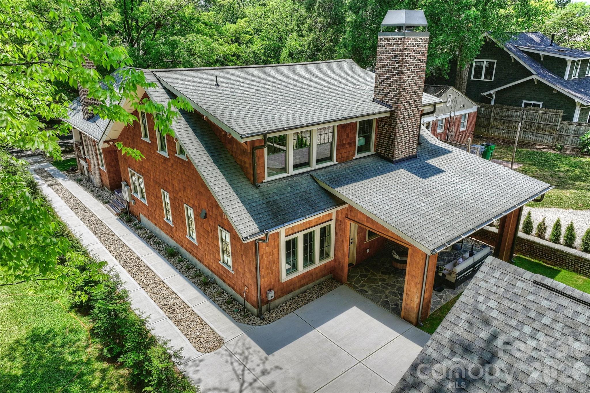 509 E Tremont Avenue Property Photo 46