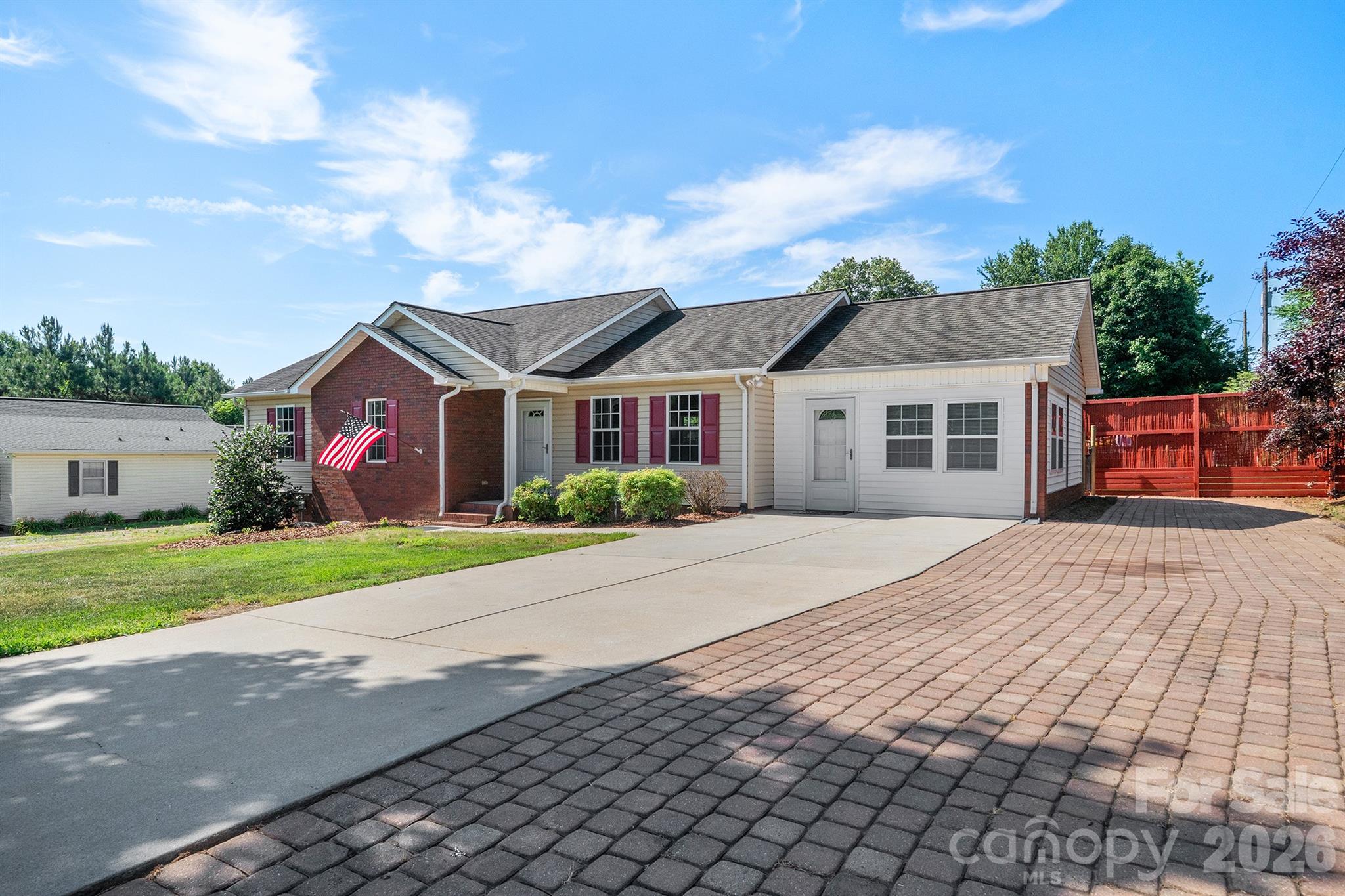114 Glenwood Valley Drive