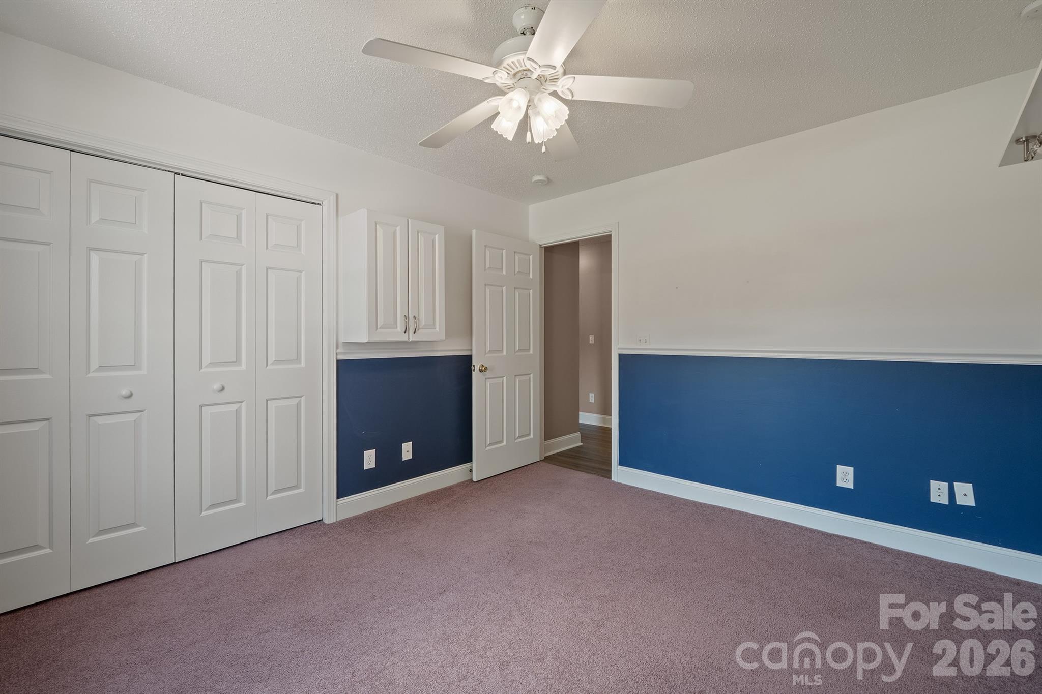 114 Glenwood Valley Drive Property Photo 27