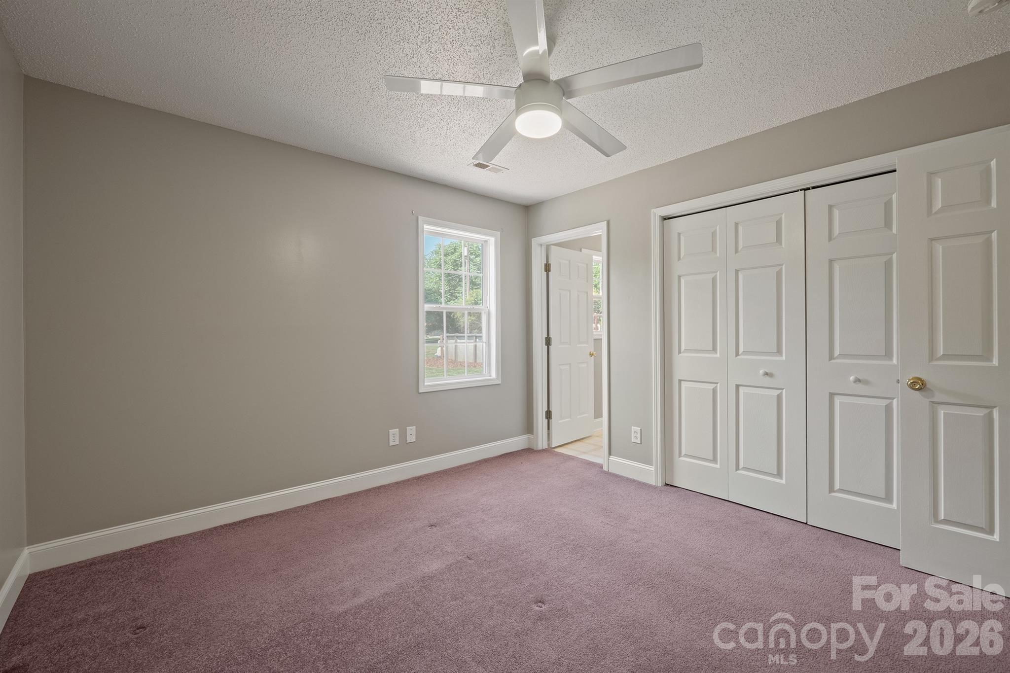 114 Glenwood Valley Drive Property Photo 31