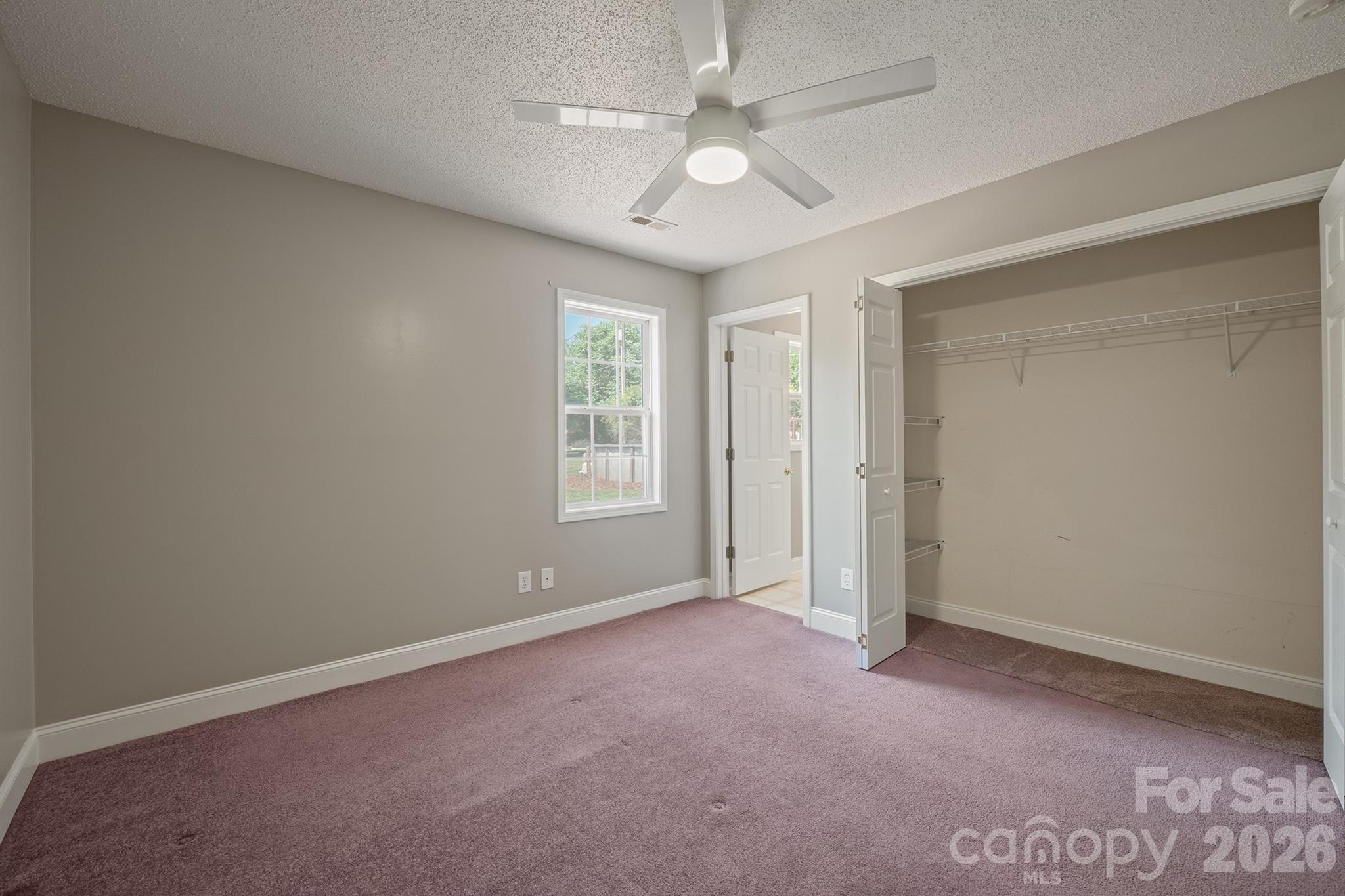 114 Glenwood Valley Drive Property Photo 32