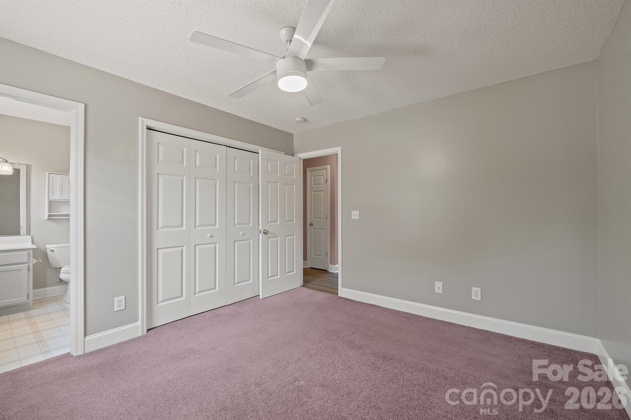 114 Glenwood Valley Drive Property Photo 33