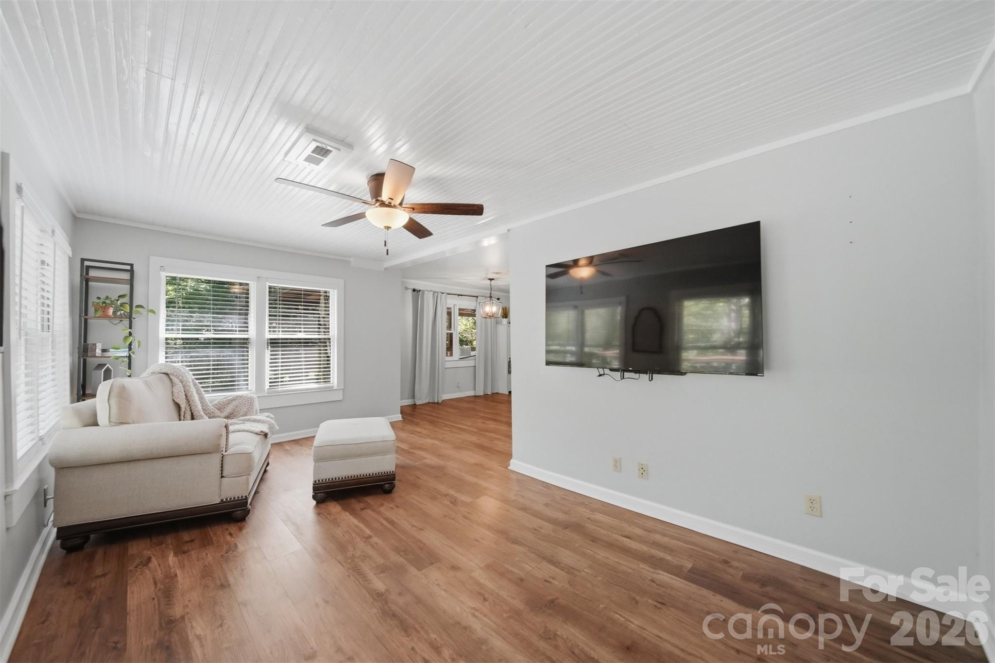 1857 Creekside Place Property Photo 37