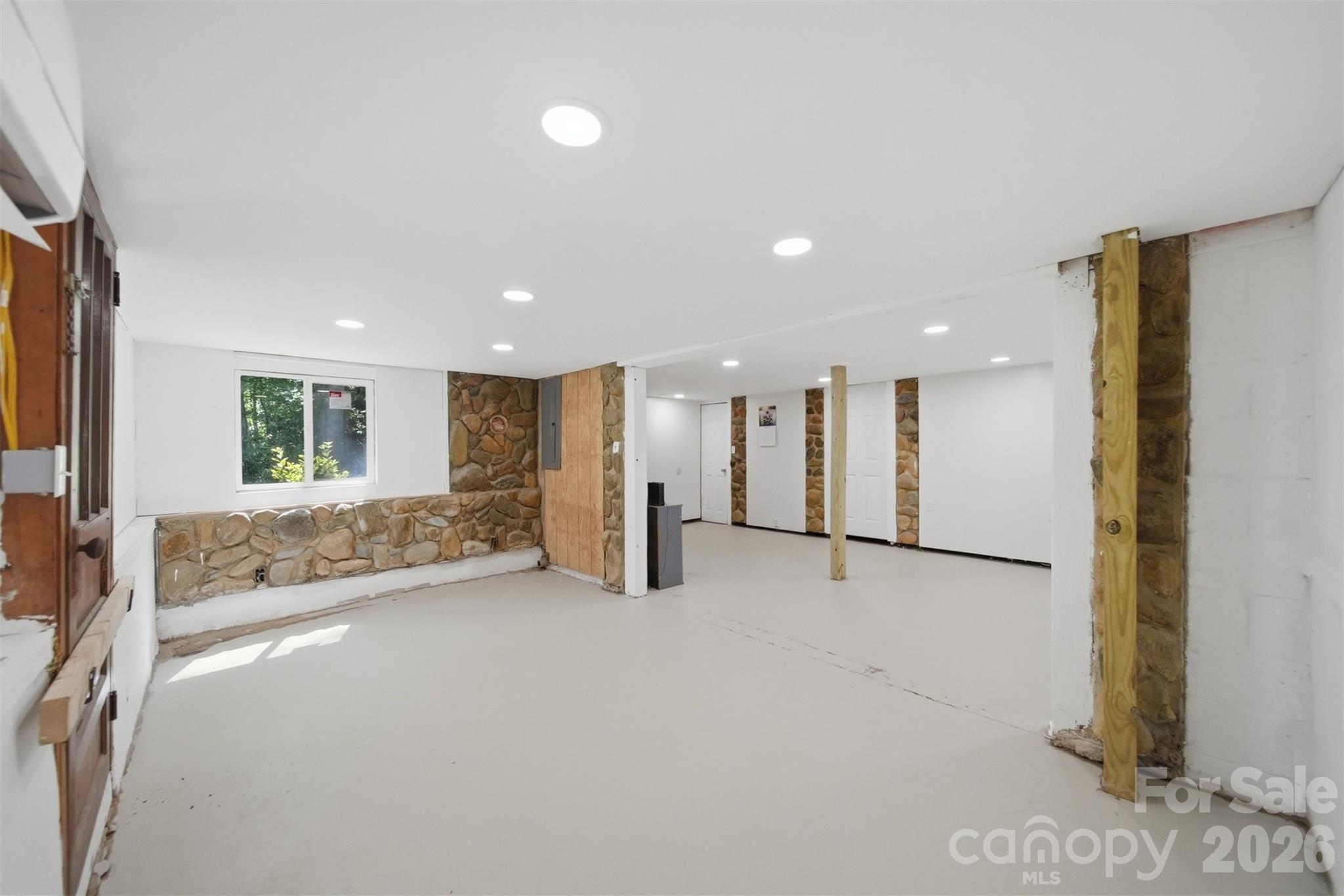 1857 Creekside Place Property Photo 42
