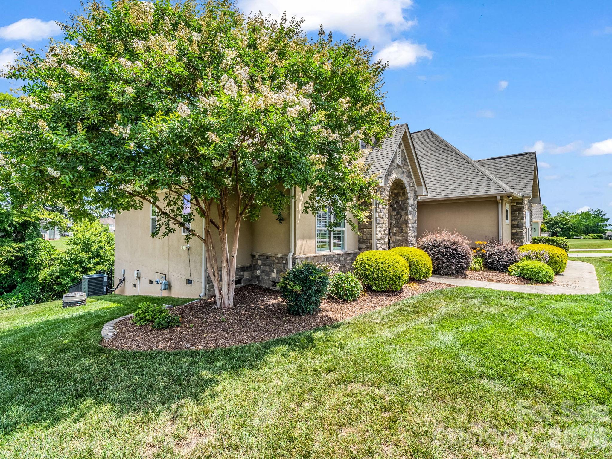 113 Deer Brook Drive Property Photo 42
