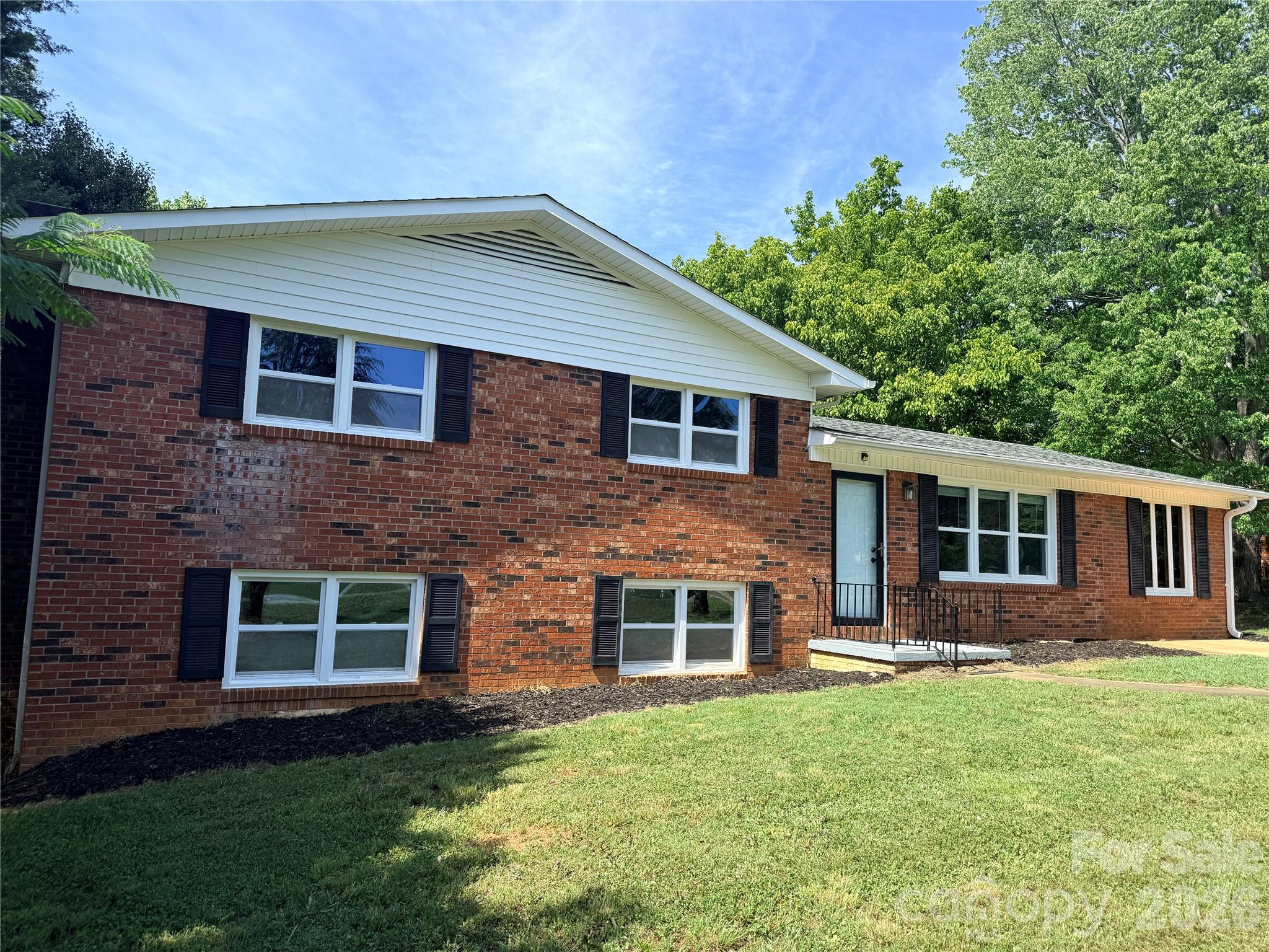 267 Hoopaugh Avenue Property Photo 3