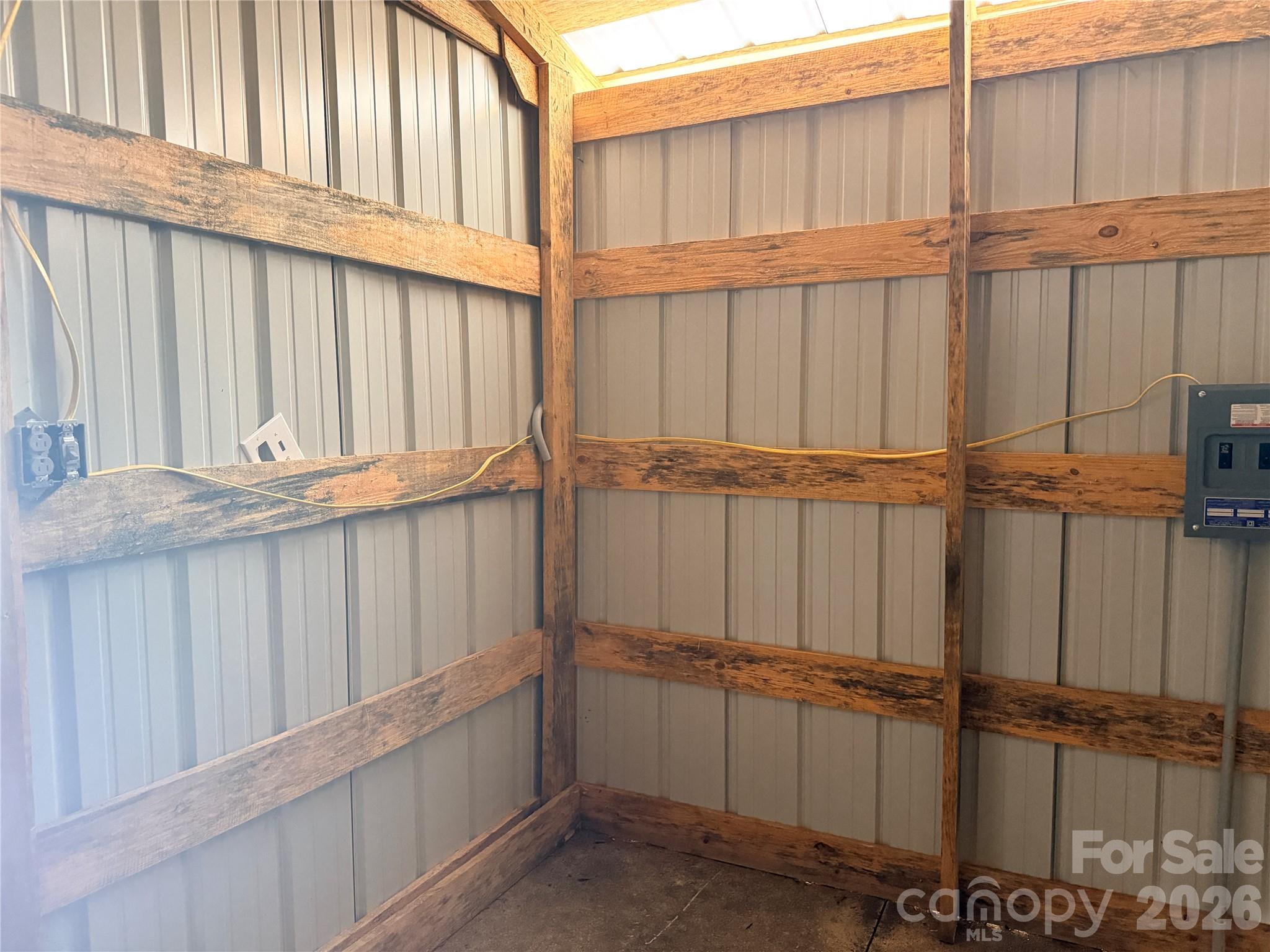 267 Hoopaugh Avenue Property Photo 37