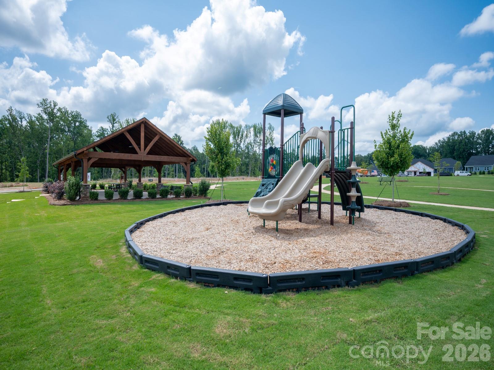 2405 Maxton Drive Property Photo 22