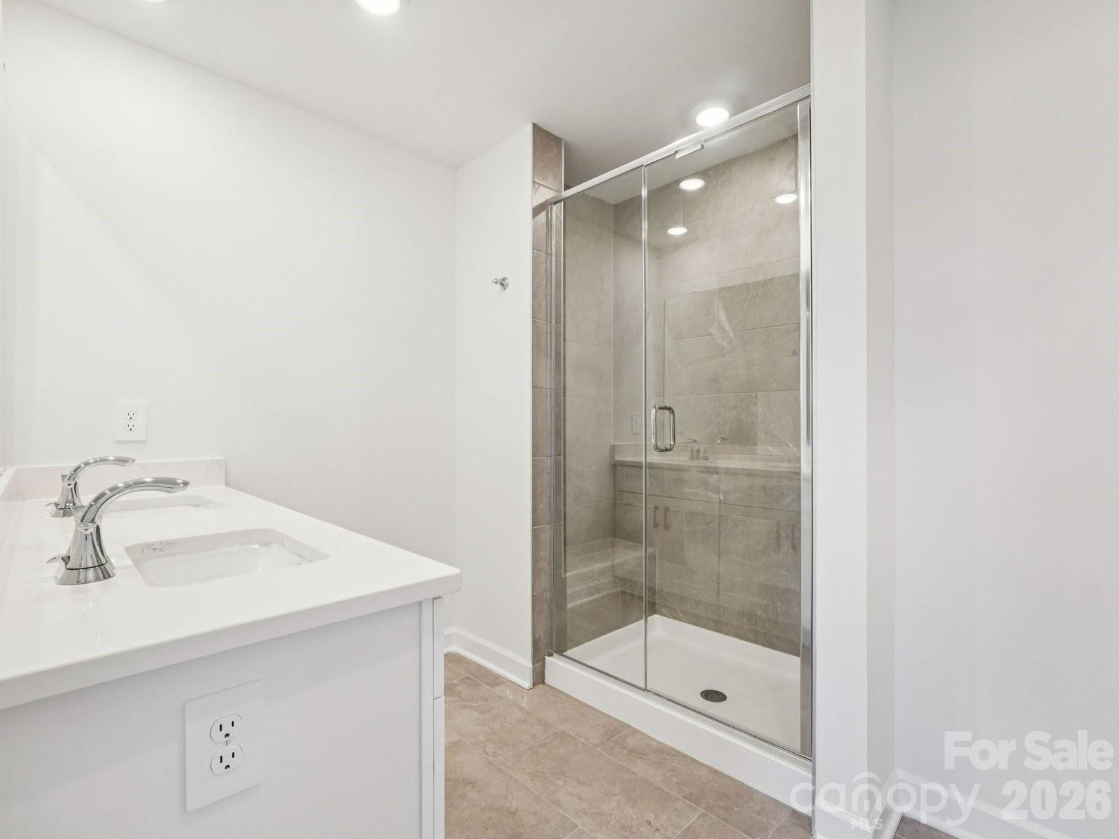 383 Golden Maple Court Property Photo 10