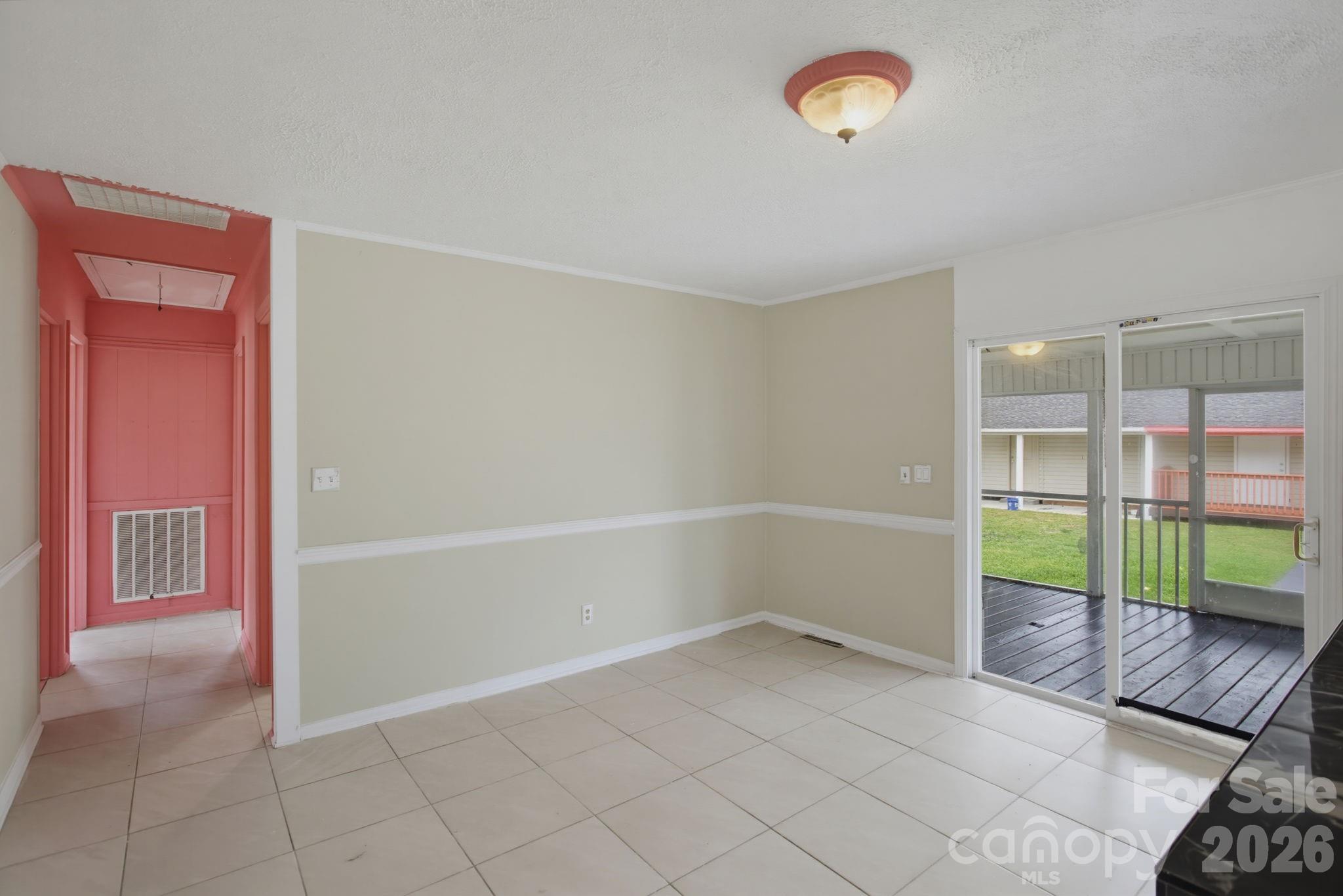 149 Dobbins Street Property Photo 12