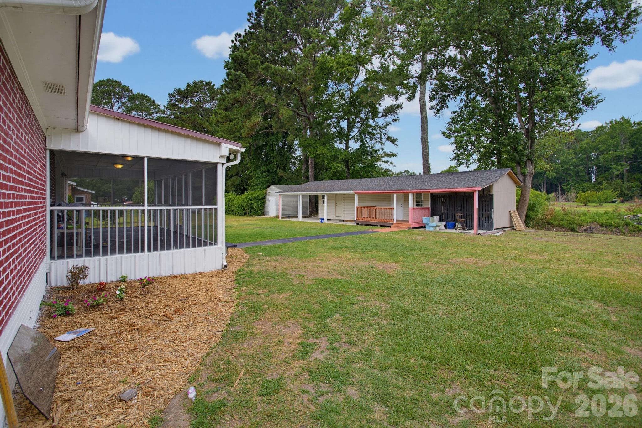 149 Dobbins Street Property Photo 23