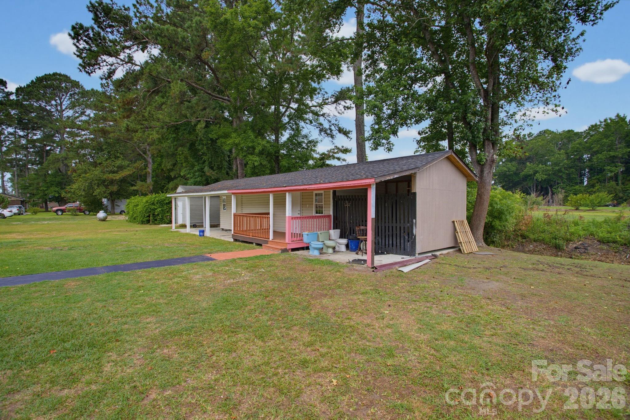 149 Dobbins Street Property Photo 28