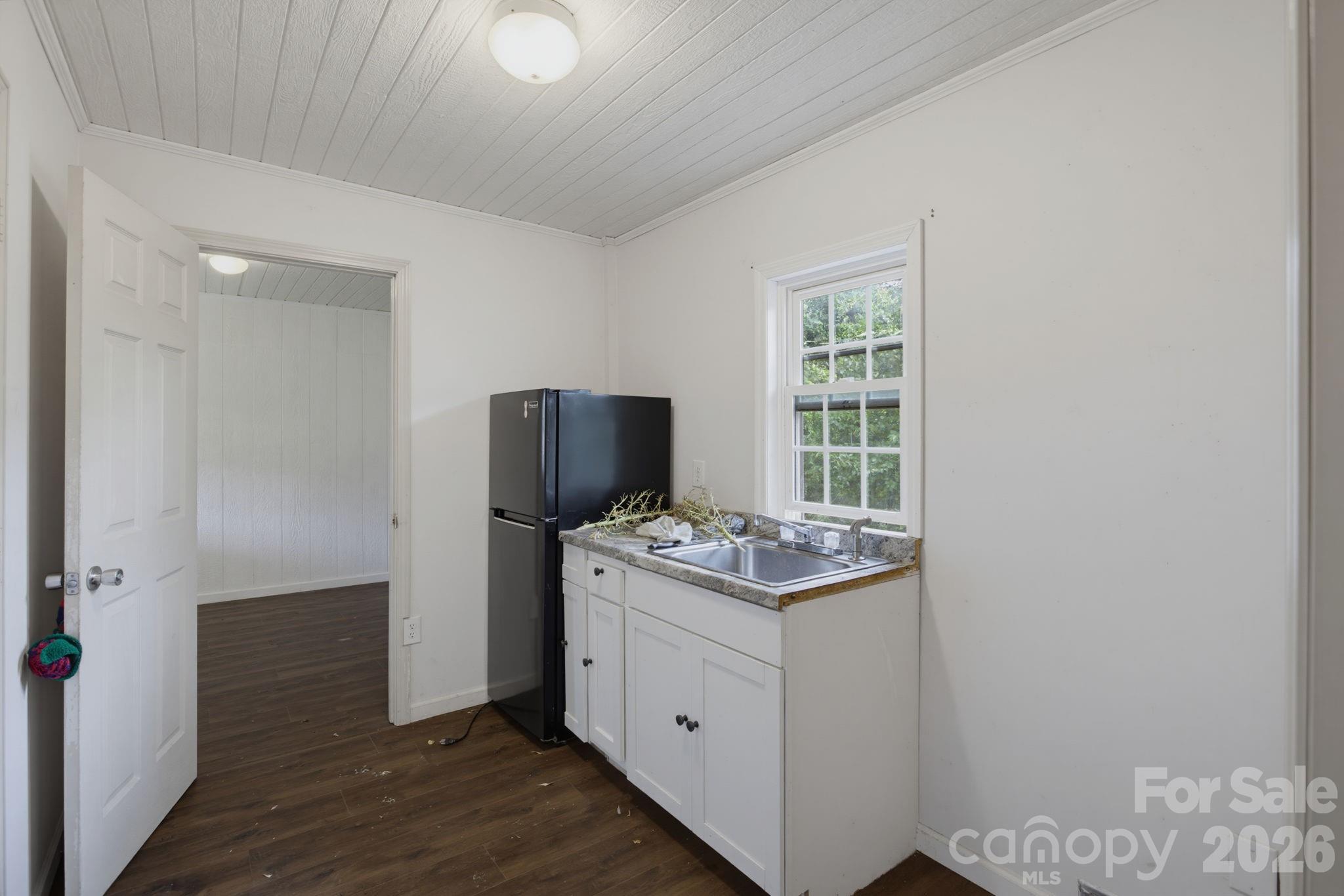 149 Dobbins Street Property Photo 35