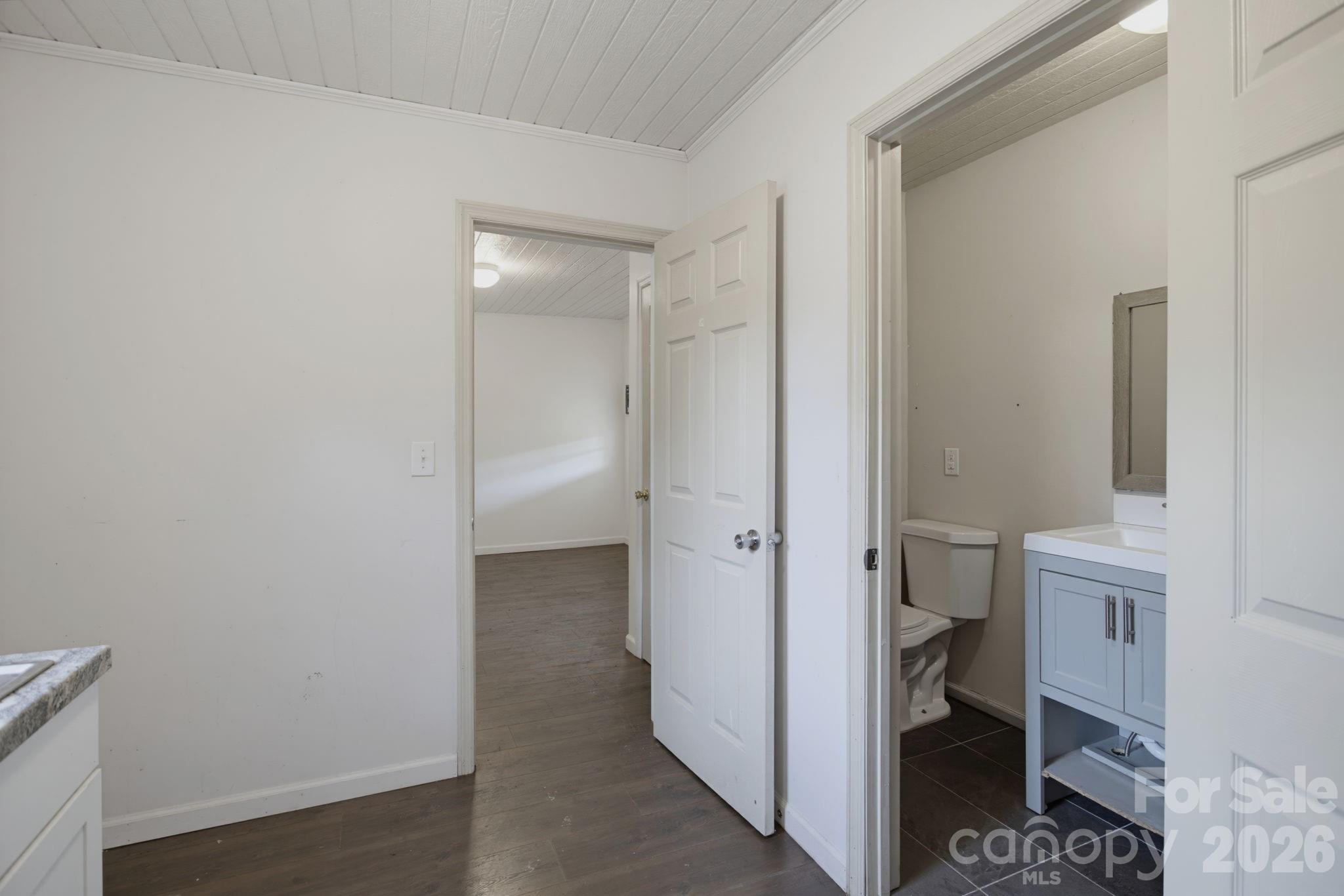 149 Dobbins Street Property Photo 40