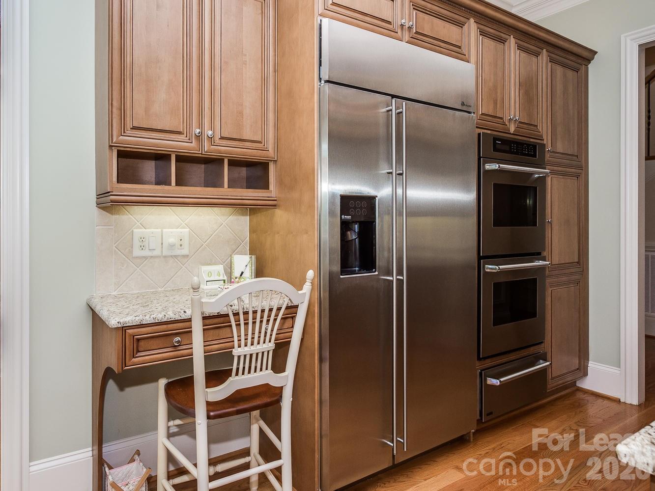 7126 Summerhill Ridge Drive Property Photo 11