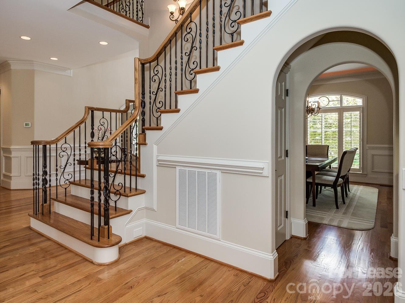 7126 Summerhill Ridge Drive Property Photo 16