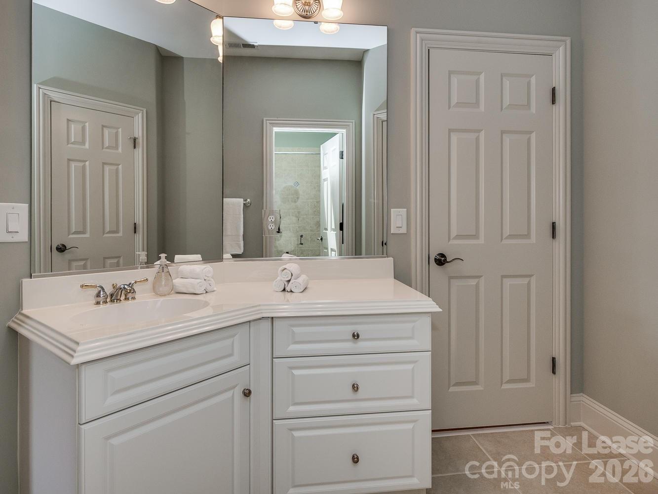 7126 Summerhill Ridge Drive Property Photo 20