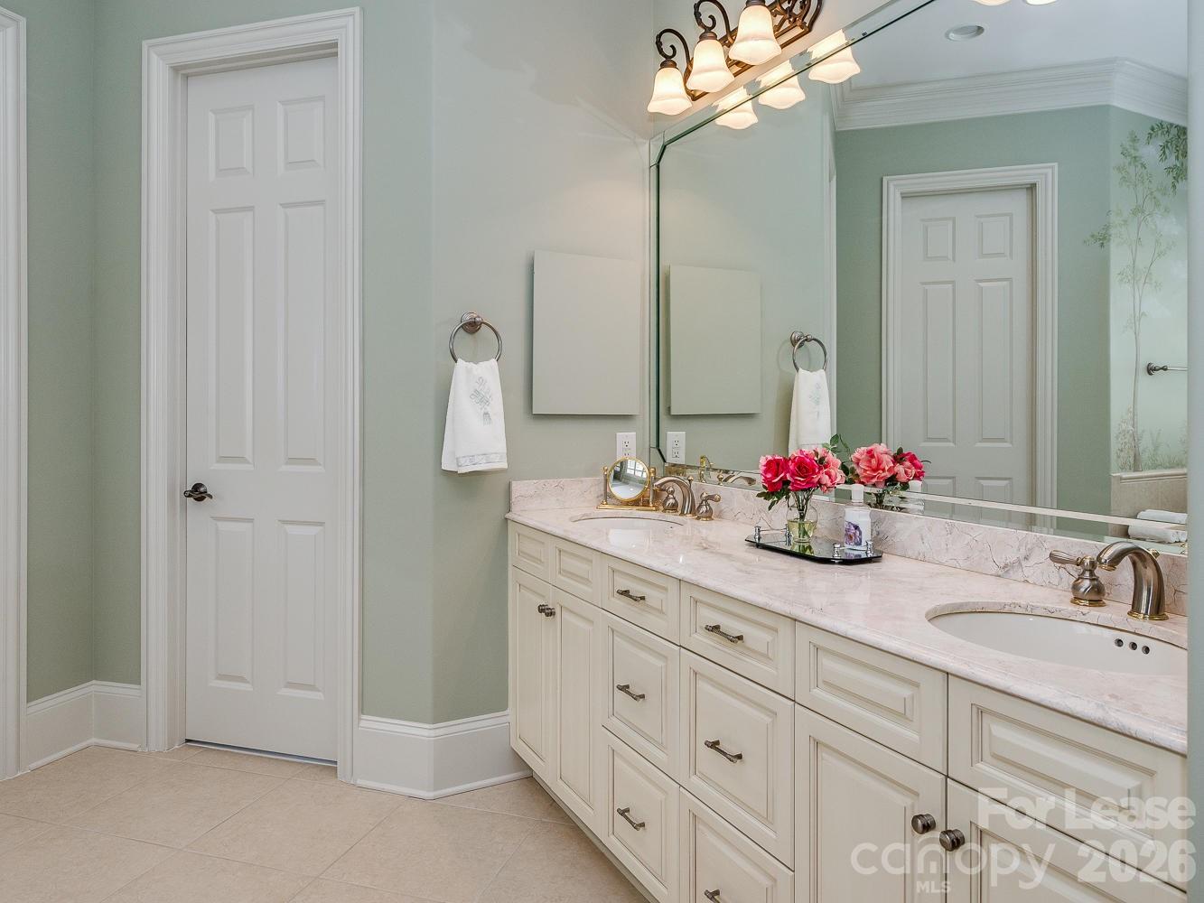 7126 Summerhill Ridge Drive Property Photo 22
