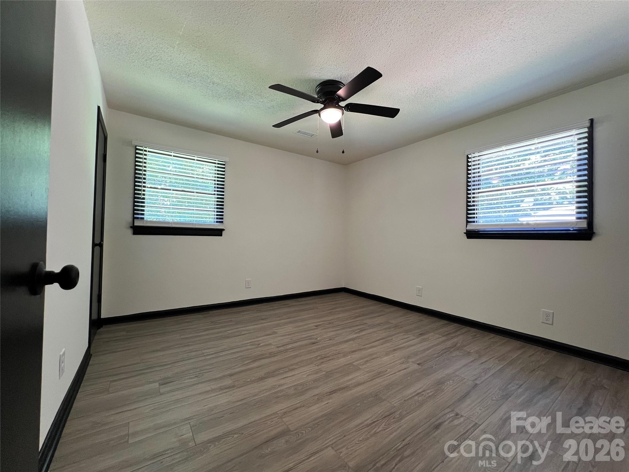 1214 Northwoods Drive Property Photo 5